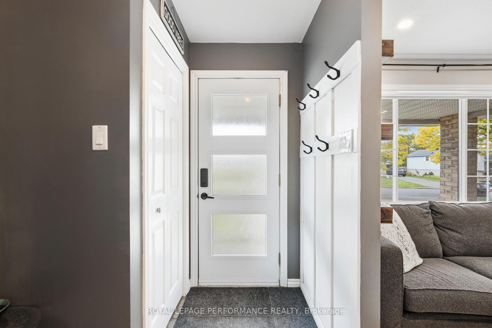 Photo 5 of 3117 Northdale Drive, Cornwall, Cornwall — HOMEH