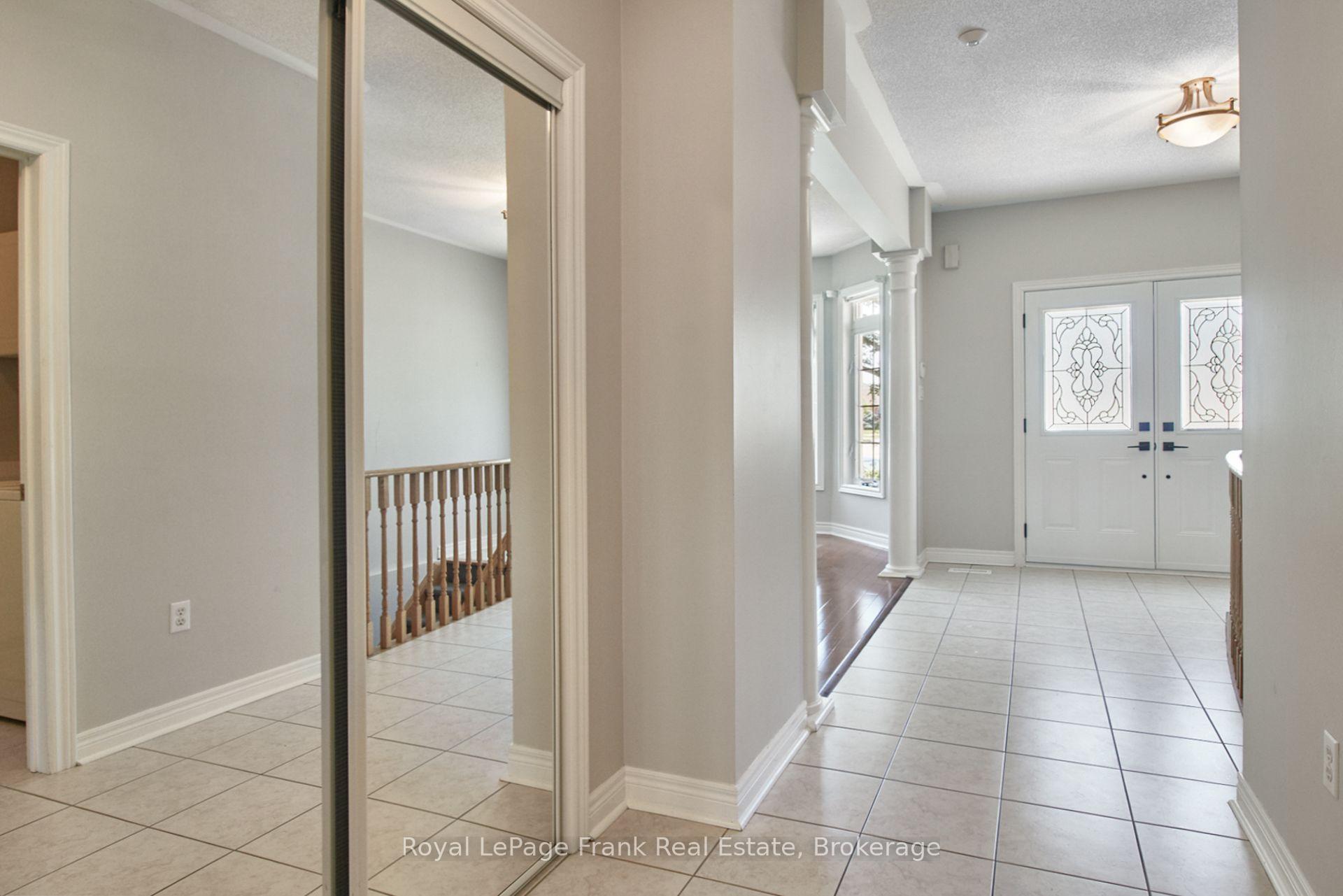 Photo 7 of 43 Helston Crescent, Whitby, Brooklin — HOMEH