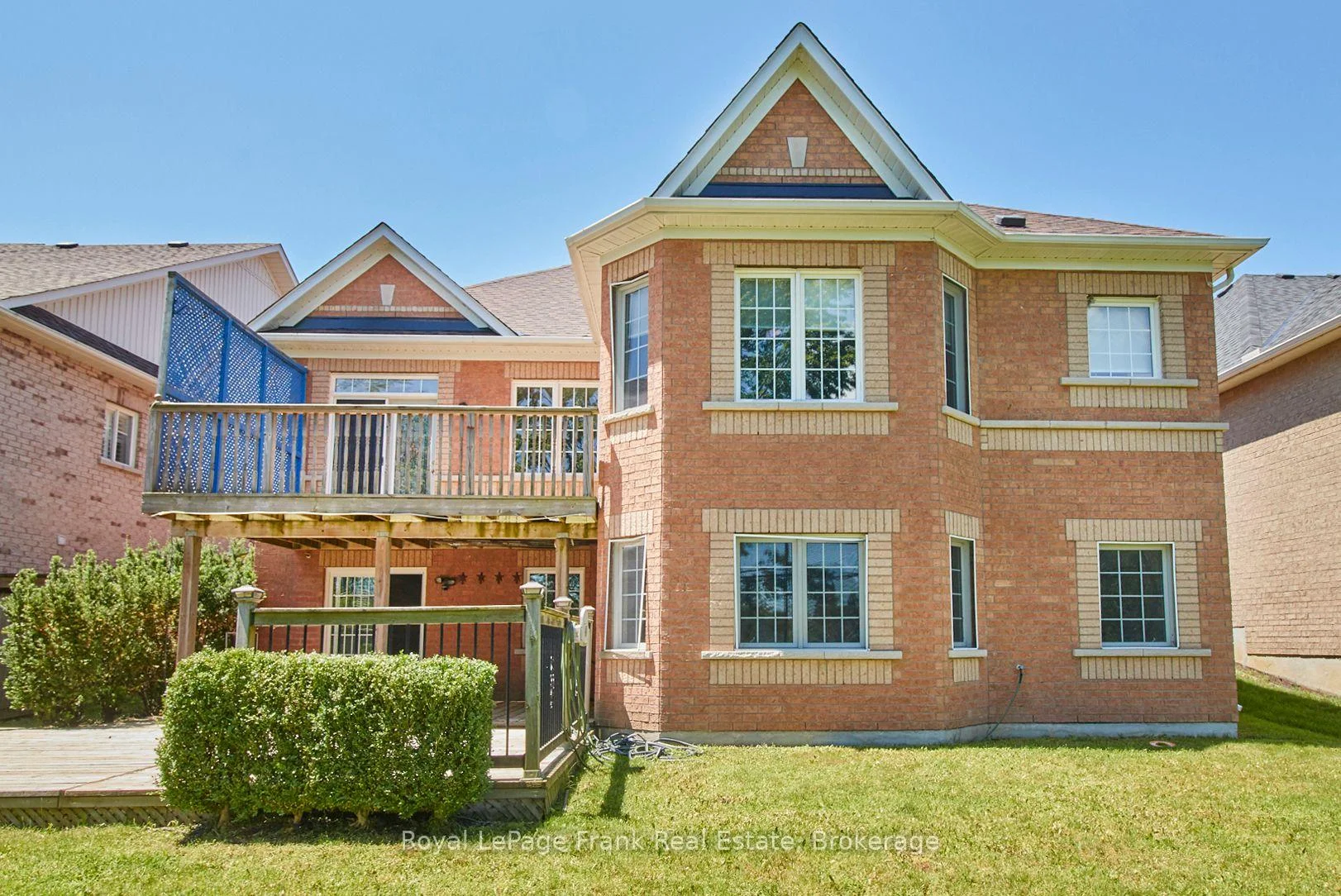 Photo 34 of 43 Helston Crescent, Whitby, Brooklin — HOMEH