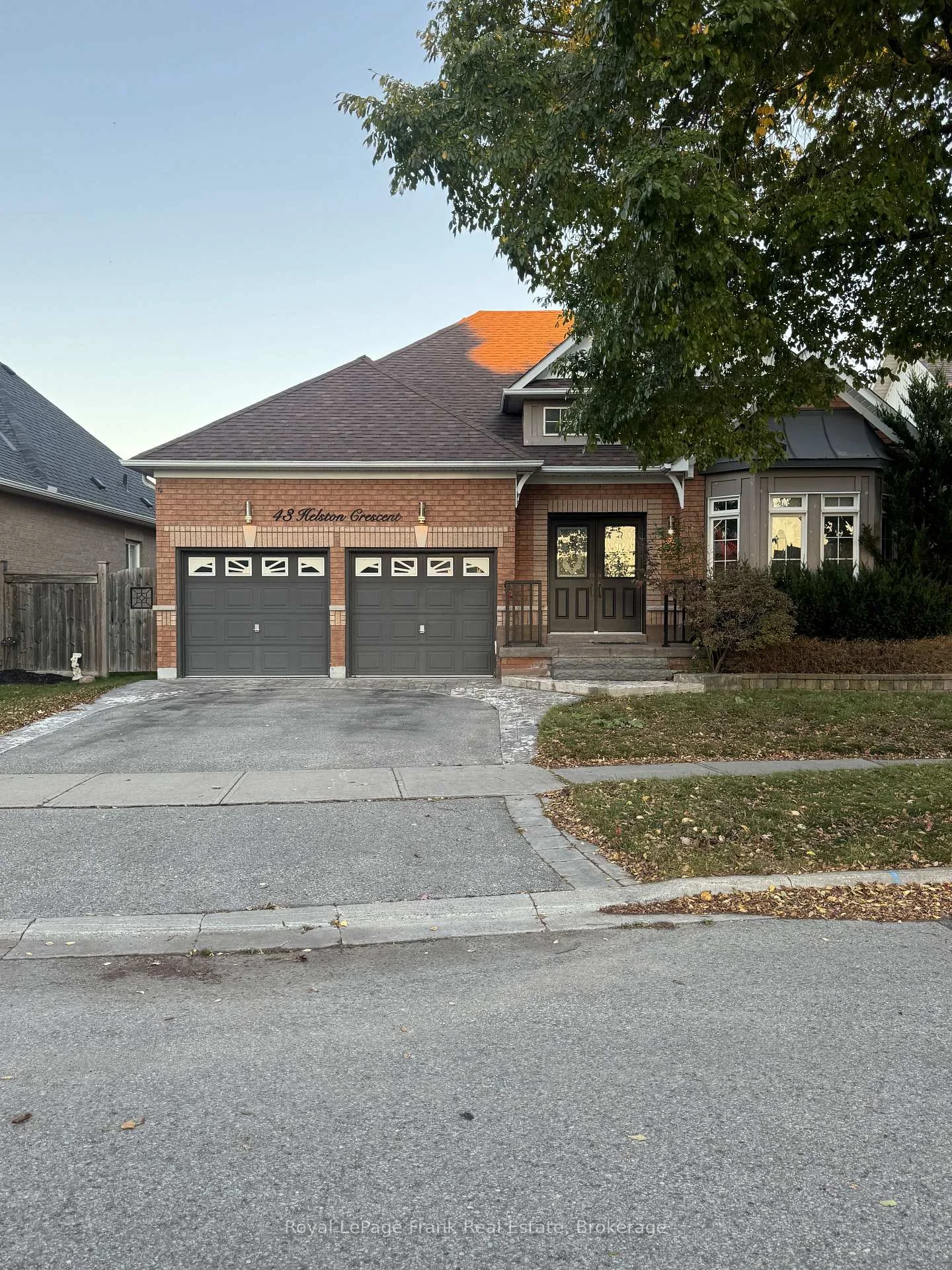 Photo 44 of 43 Helston Crescent, Whitby, Brooklin — HOMEH