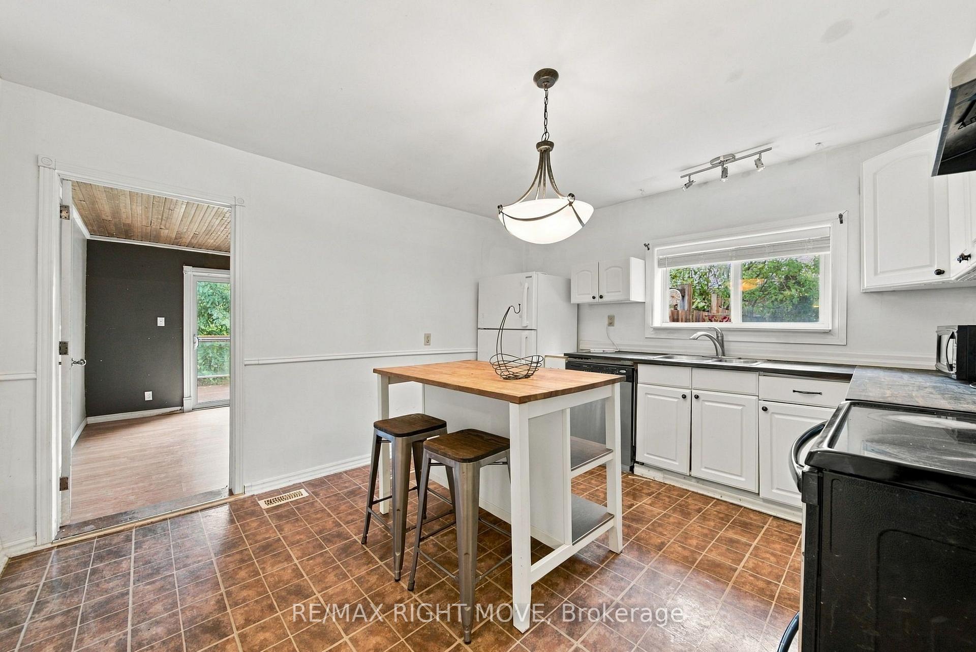 Photo 14 of 173 Barrie Road, Orillia — HOMEH