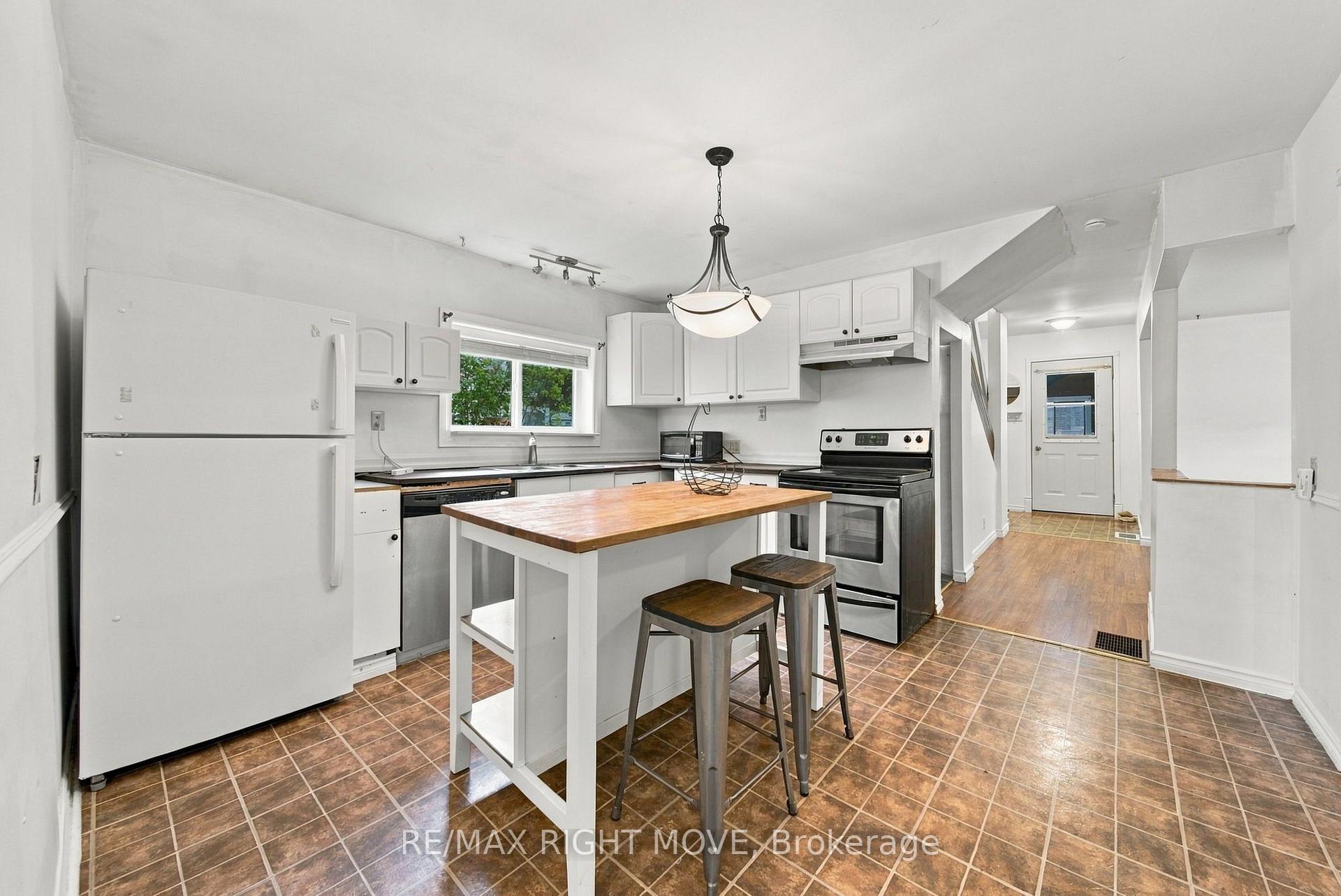 Photo 16 of 173 Barrie Road, Orillia — HOMEH