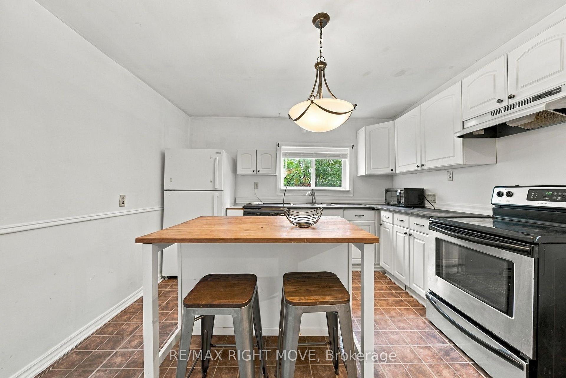 Photo 19 of 173 Barrie Road, Orillia — HOMEH