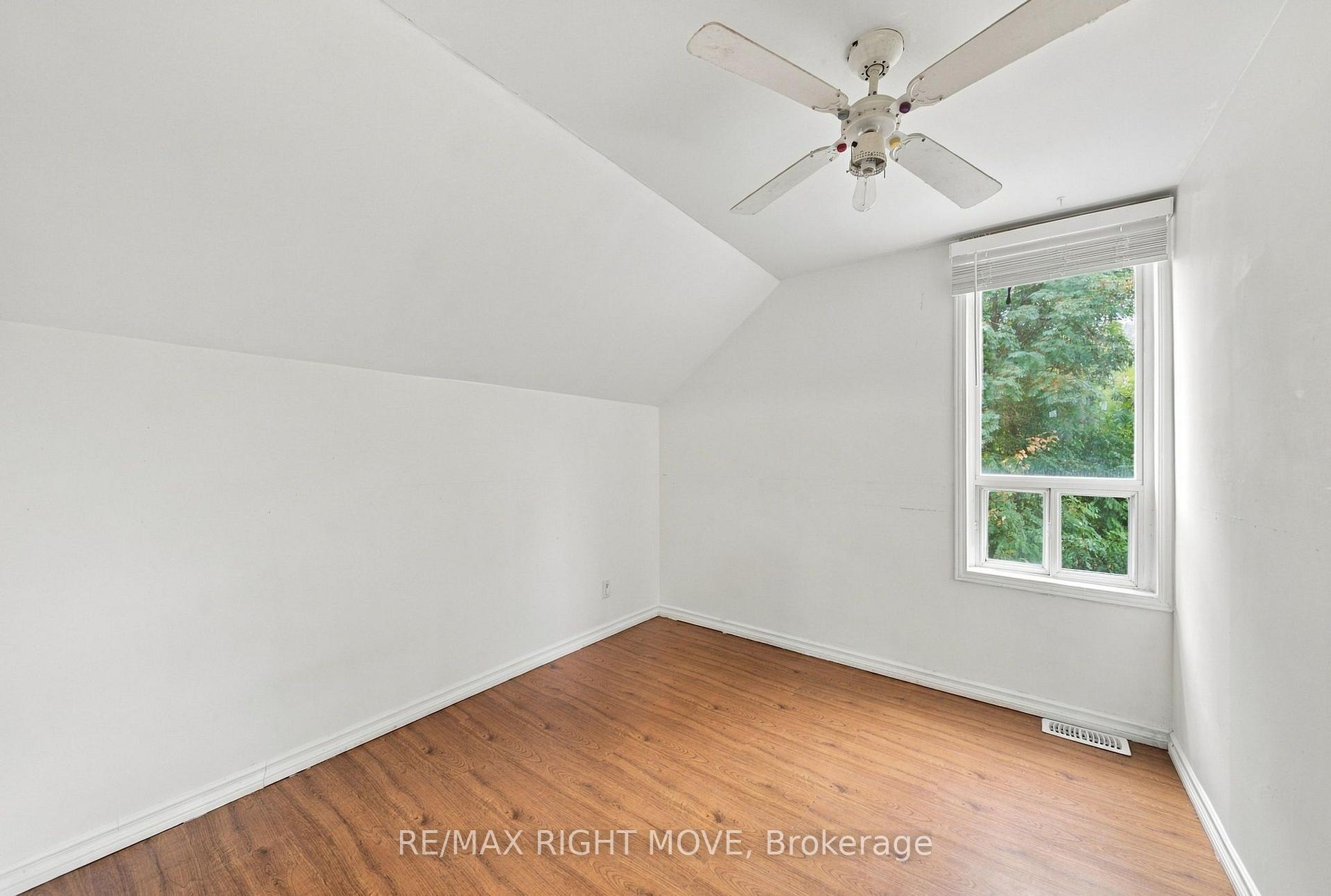 Photo 29 of 173 Barrie Road, Orillia — HOMEH