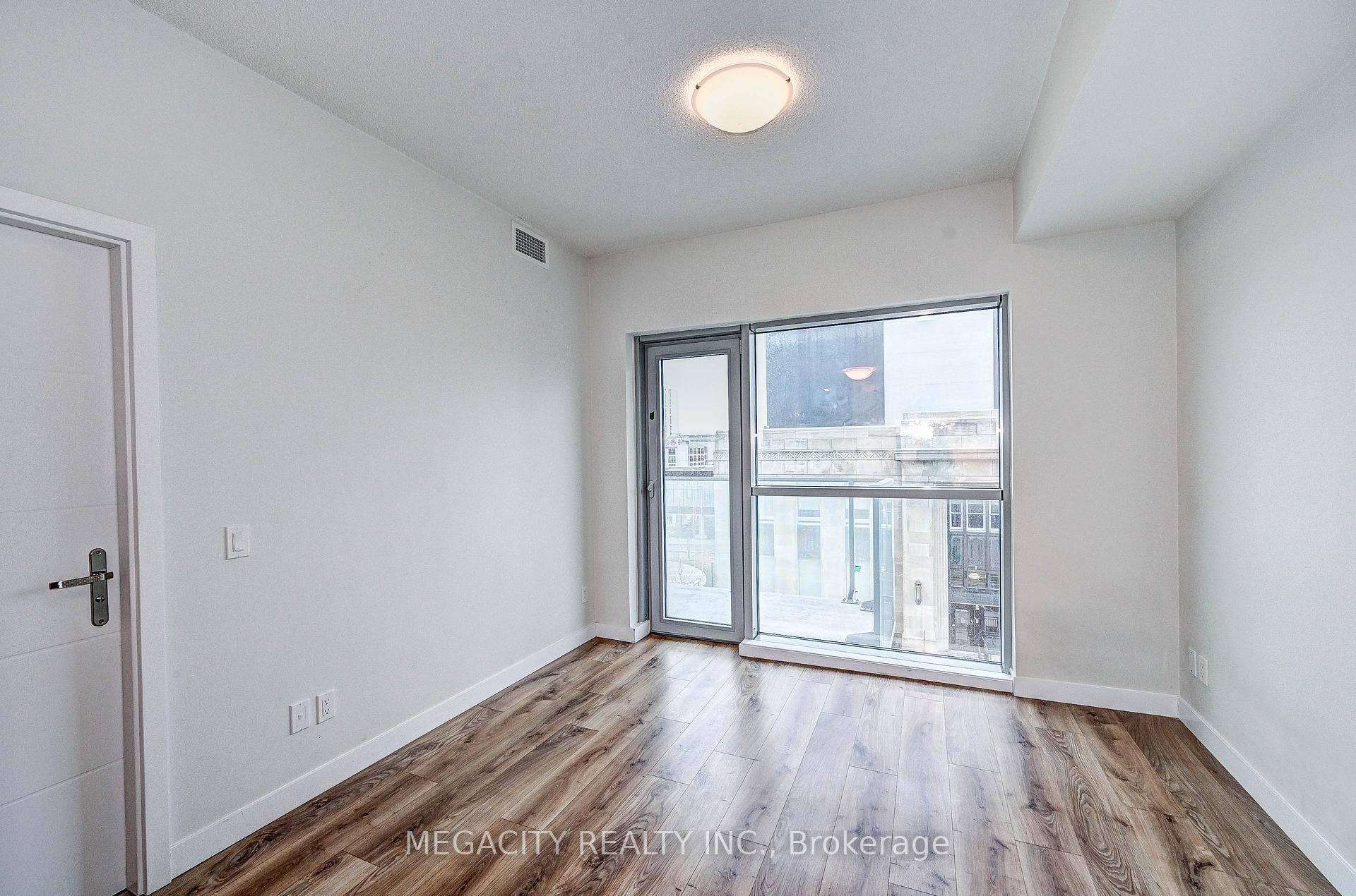 Photo 14 of Unit 305, 60 Frederick Street, Kitchener, Civic Centre — HOMEH