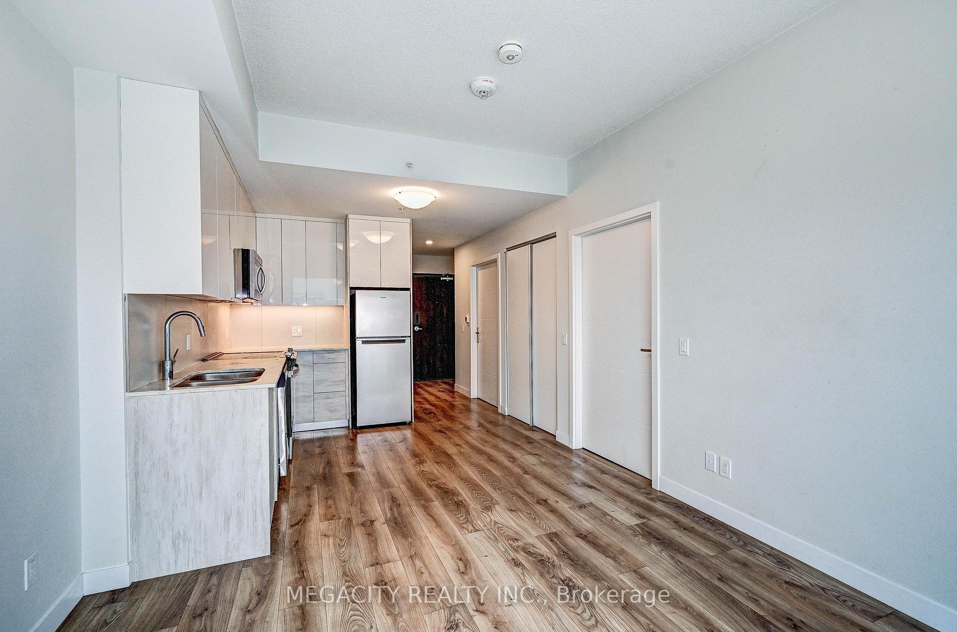 Photo 17 of Unit 305, 60 Frederick Street, Kitchener, Civic Centre — HOMEH