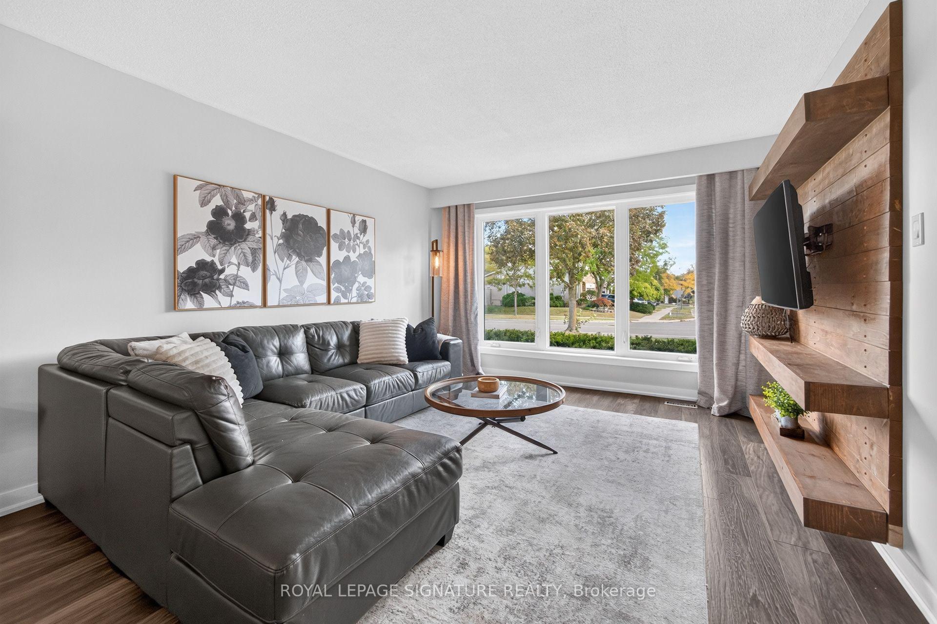 Photo 8 of 2595 Cavendish Drive, Burlington, Brant Hills — HOMEH