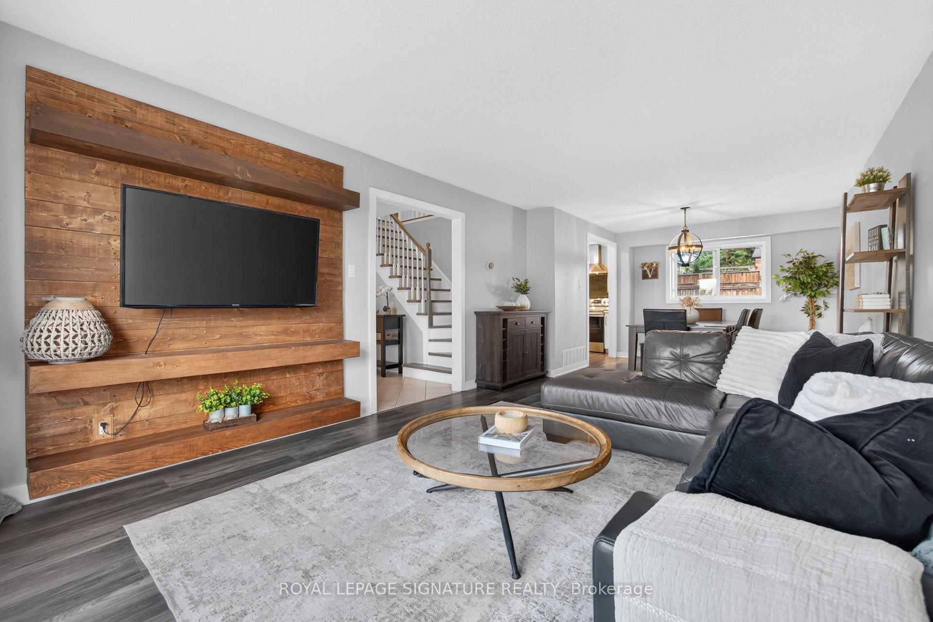 Photo 10 of 2595 Cavendish Drive, Burlington, Brant Hills — HOMEH