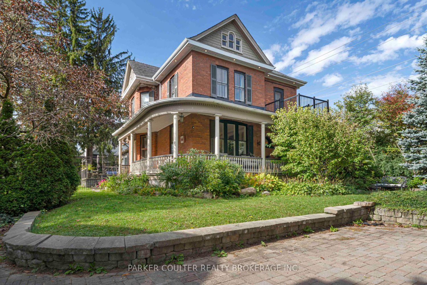 Photo 3 of 102 Clapperton Street, Barrie, Wellington — HOMEH