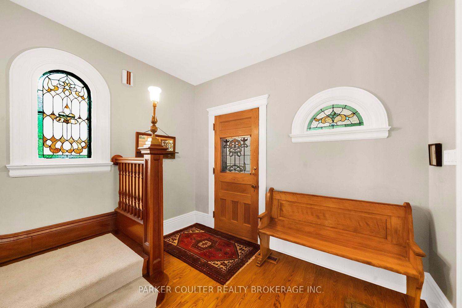 Photo 5 of 102 Clapperton Street, Barrie, Wellington — HOMEH