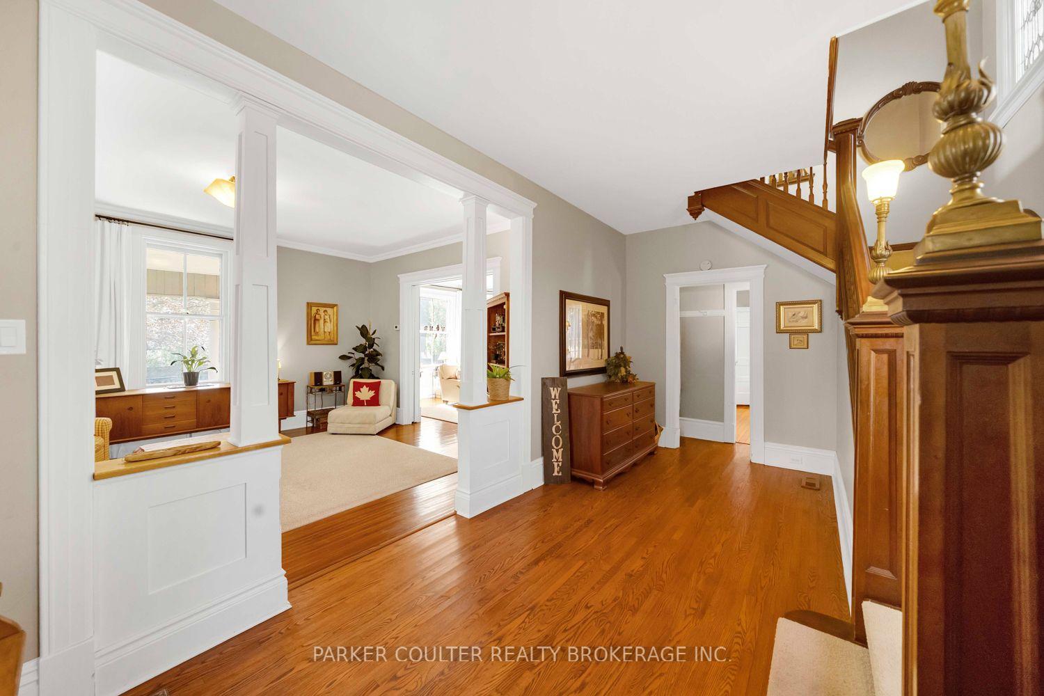 Photo 7 of 102 Clapperton Street, Barrie, Wellington — HOMEH