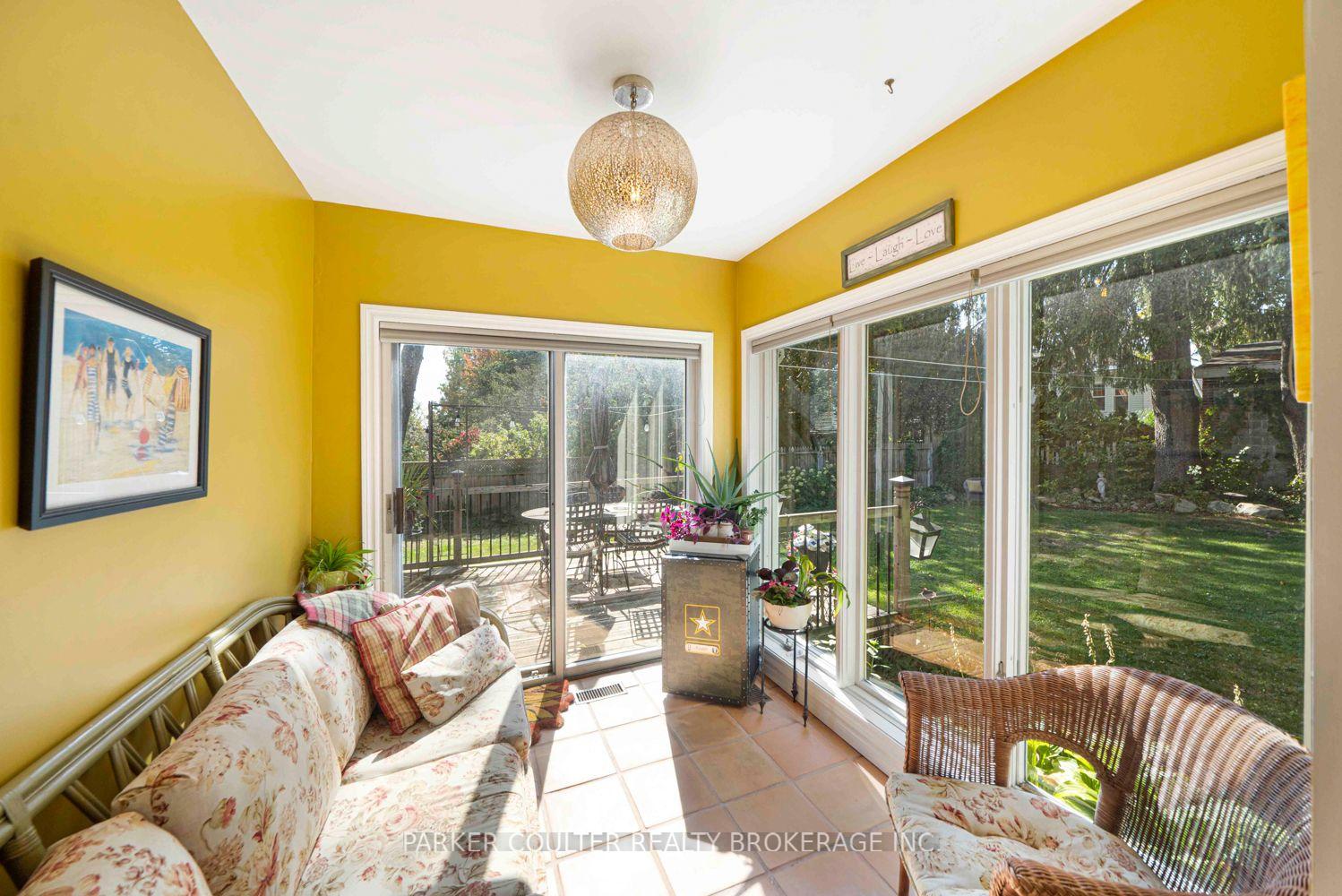 Photo 18 of 102 Clapperton Street, Barrie, Wellington — HOMEH