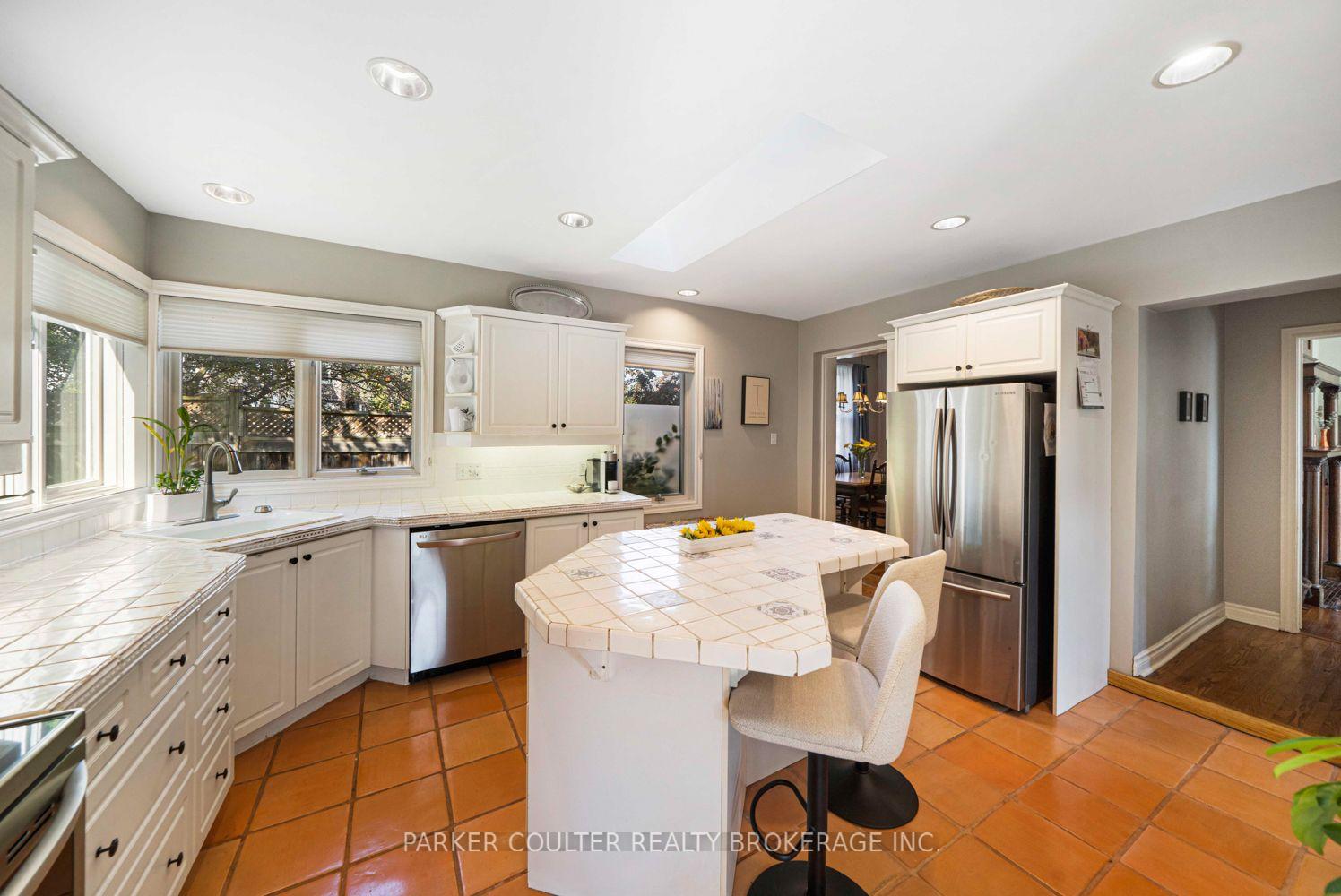 Photo 19 of 102 Clapperton Street, Barrie, Wellington — HOMEH