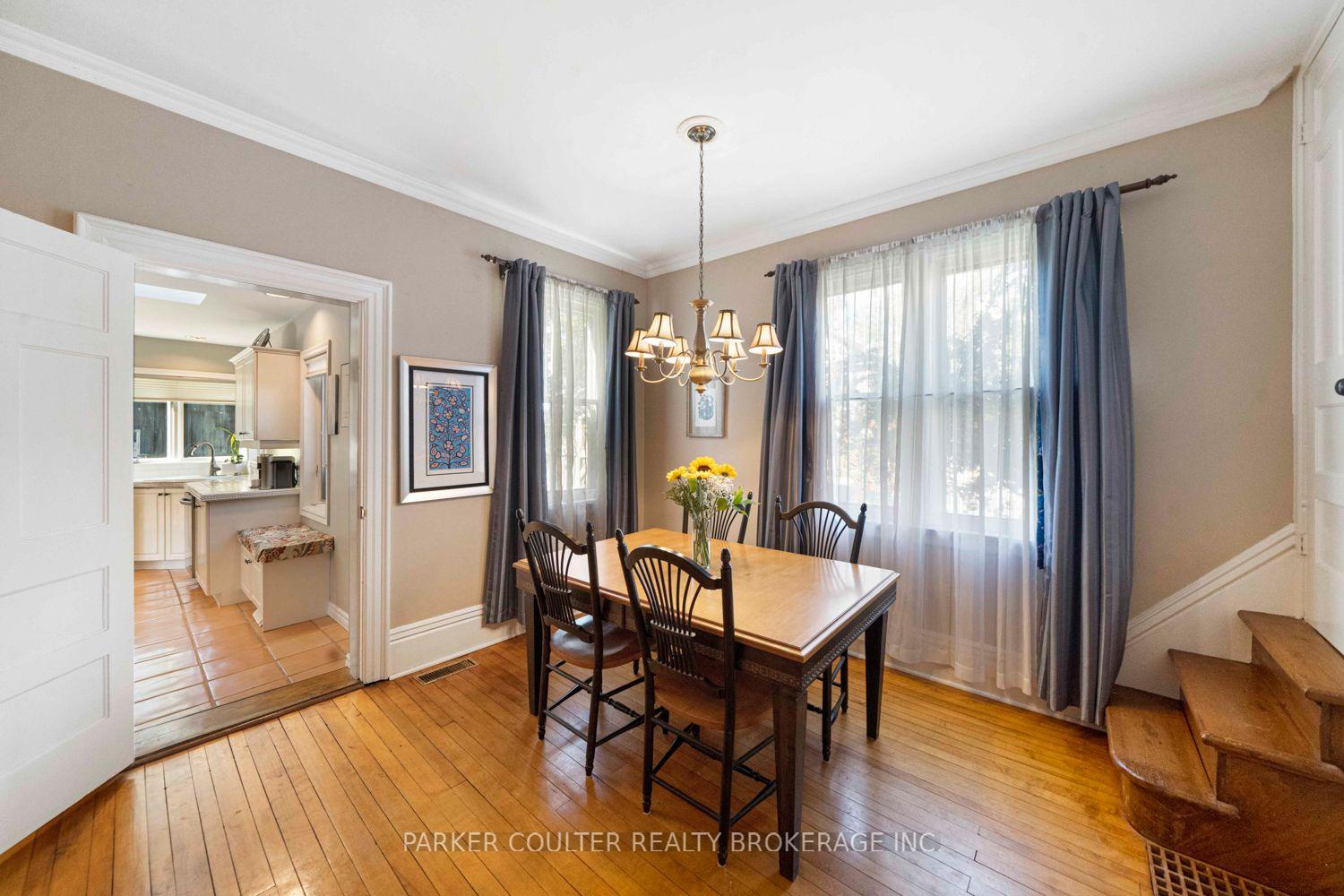Photo 20 of 102 Clapperton Street, Barrie, Wellington — HOMEH