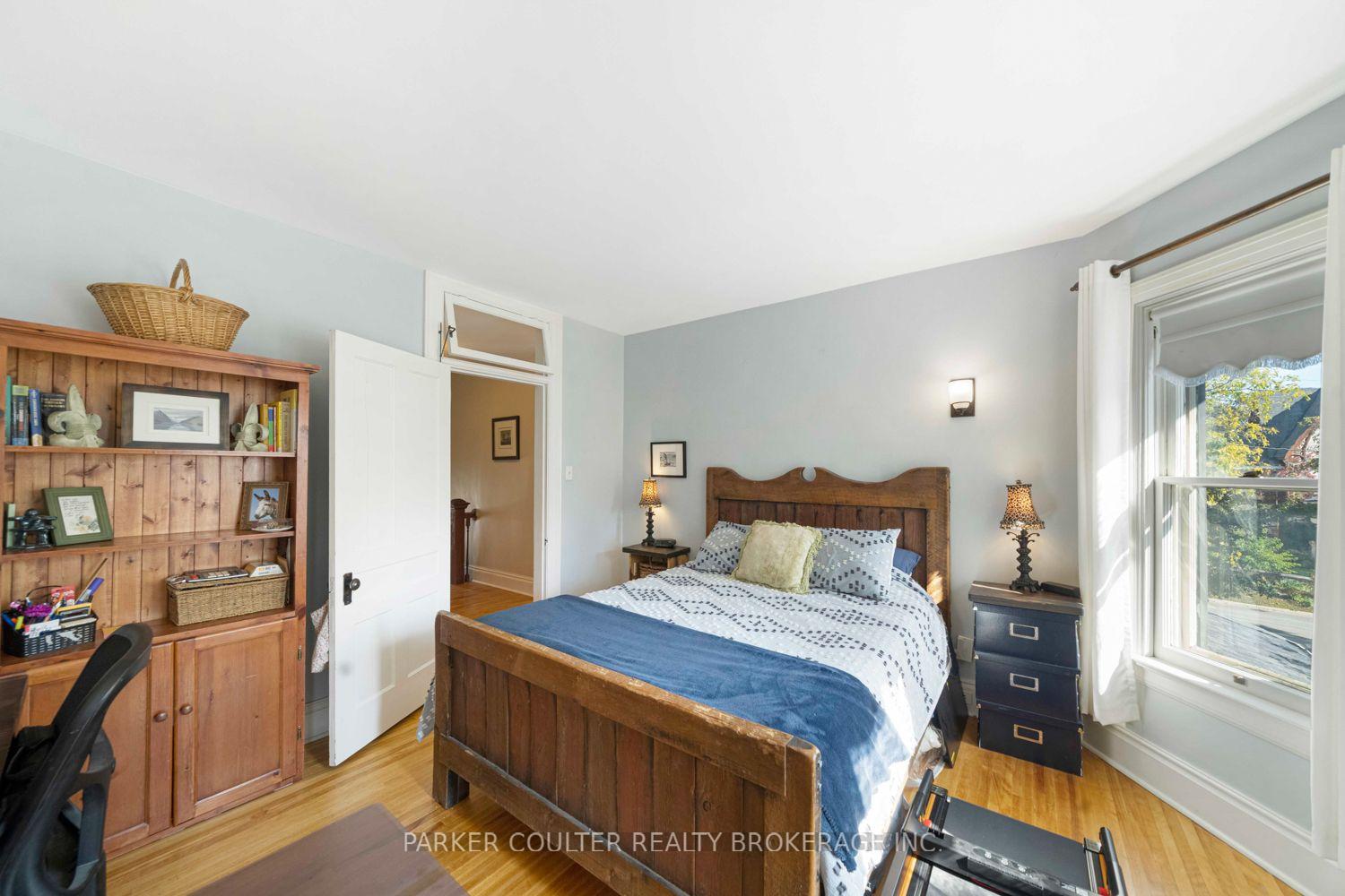 Photo 28 of 102 Clapperton Street, Barrie, Wellington — HOMEH