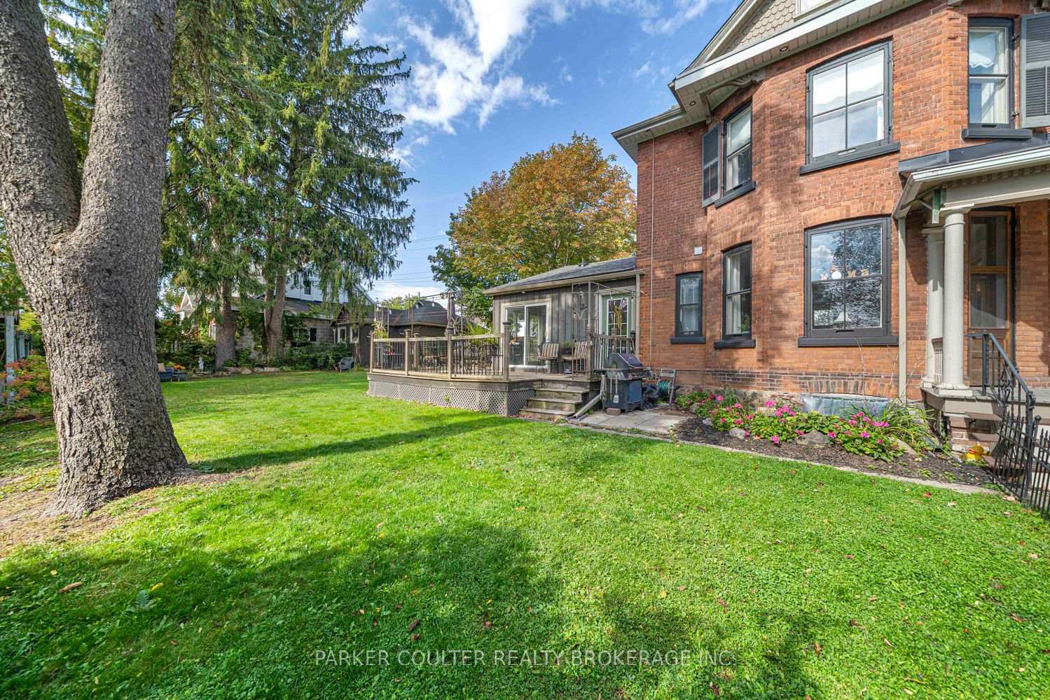 Photo 43 of 102 Clapperton Street, Barrie, Wellington — HOMEH
