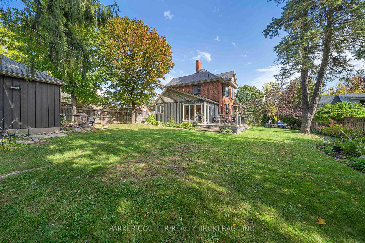 Photo 47 of 102 Clapperton Street, Barrie, Wellington — HOMEH