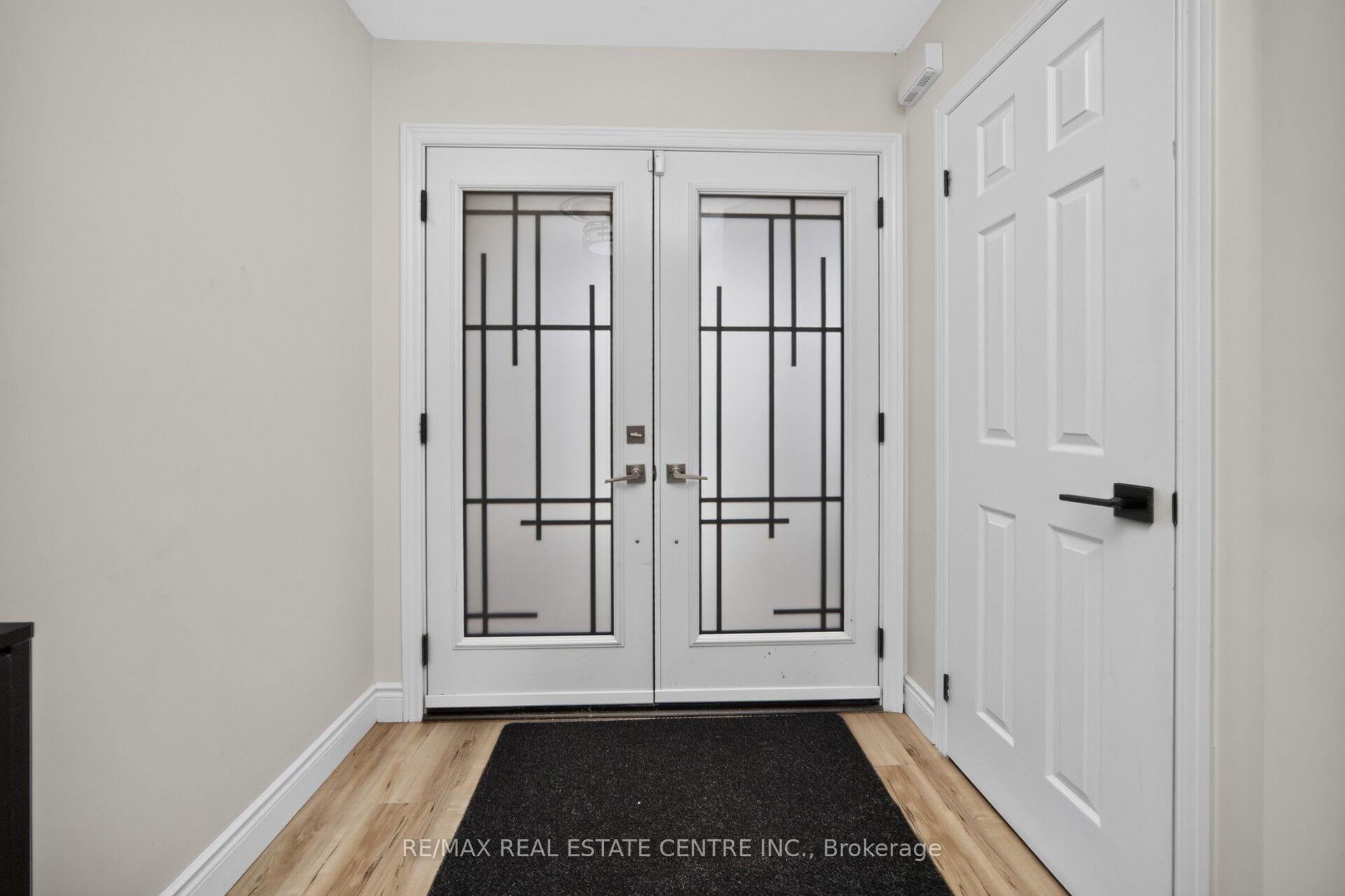 Photo 6 of 21 River Heights Drive, Brampton, Bram East — HOMEH