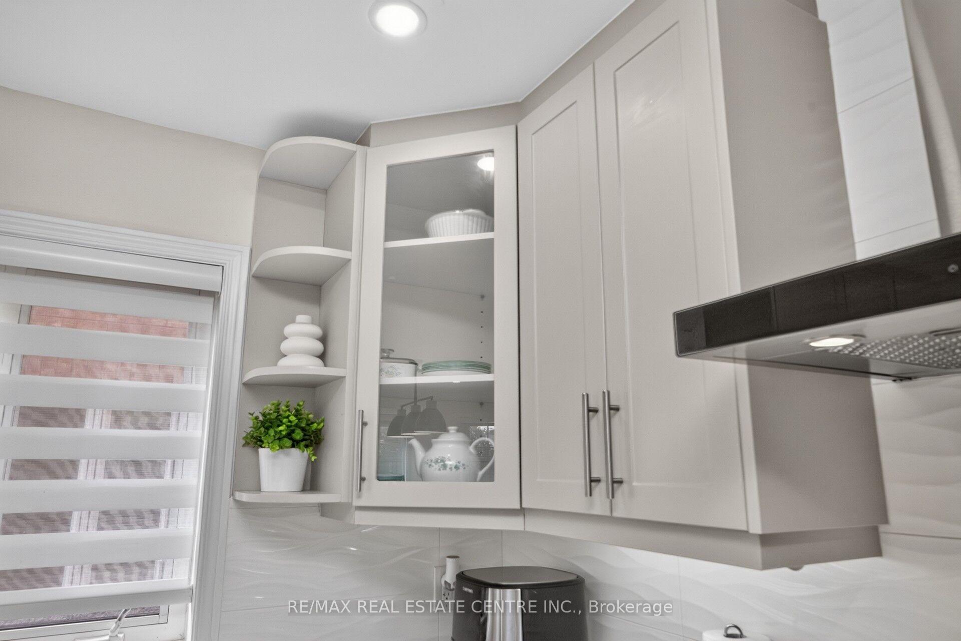 Photo 20 of 21 River Heights Drive, Brampton, Bram East — HOMEH