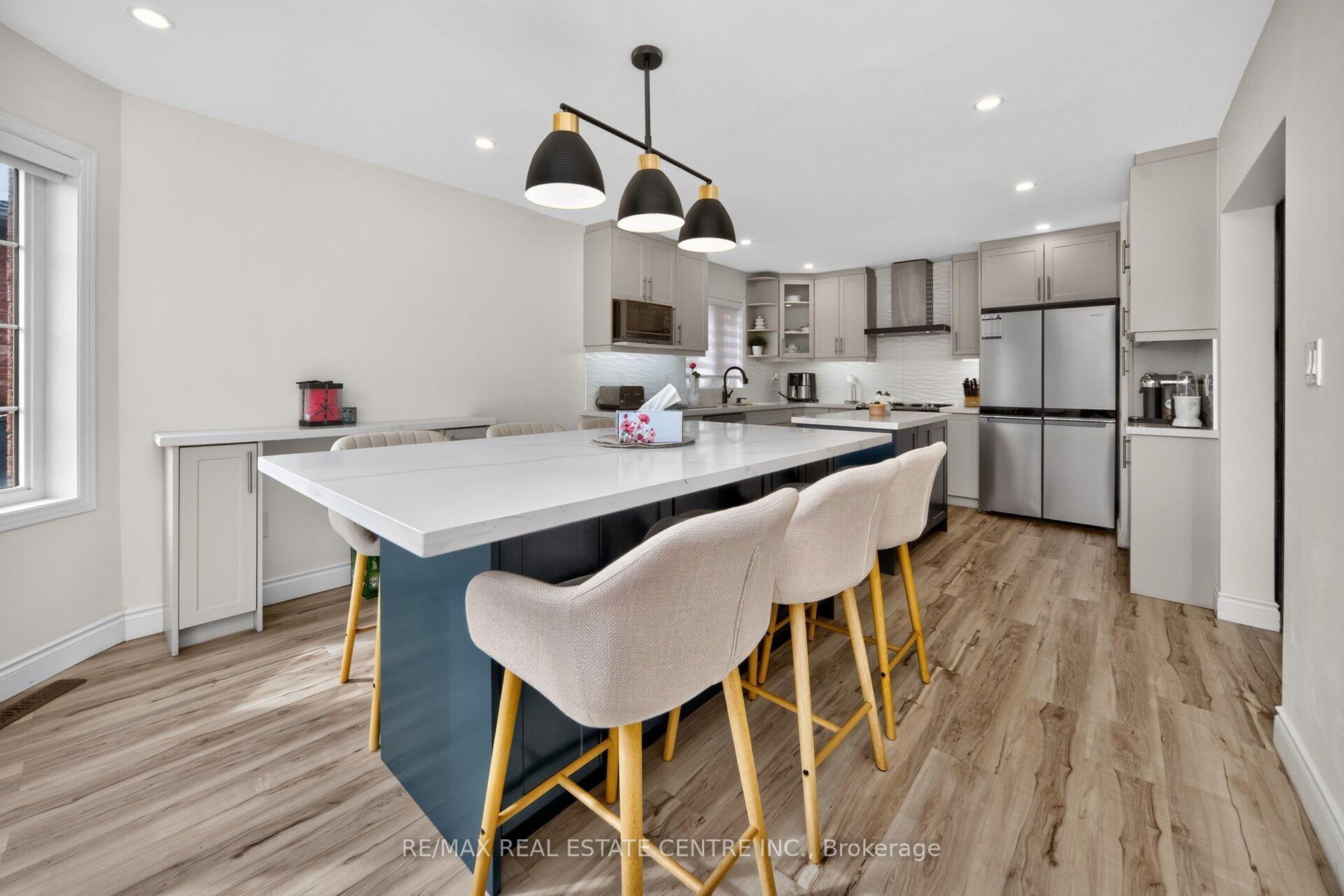 Photo 23 of 21 River Heights Drive, Brampton, Bram East — HOMEH