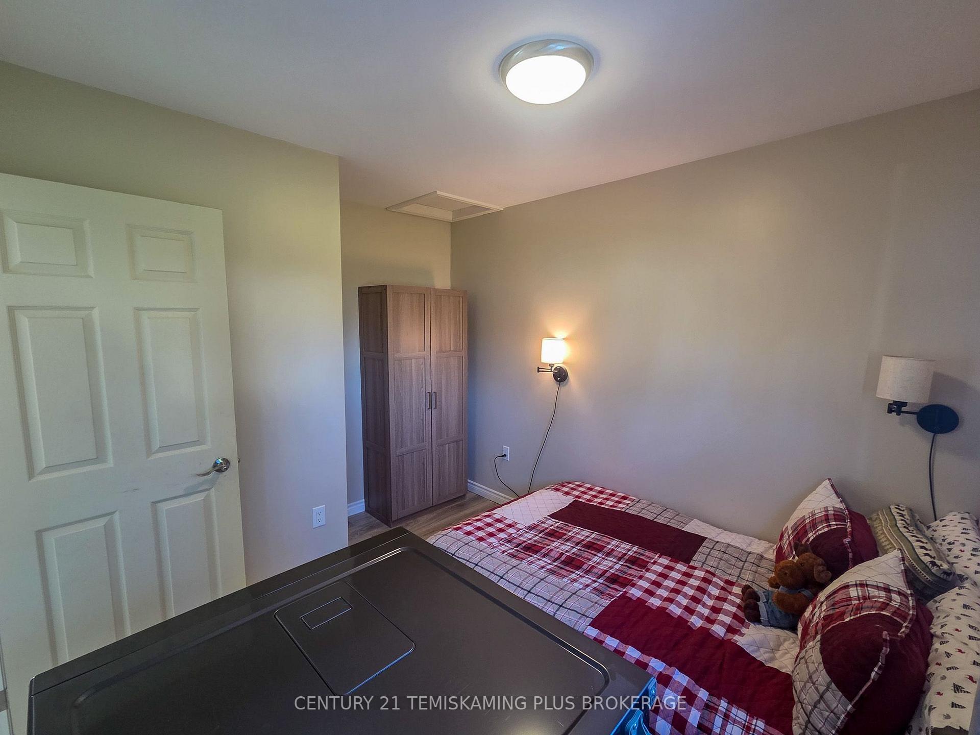 Photo 12 of 111 Second Avenue, Englehart — HOMEH