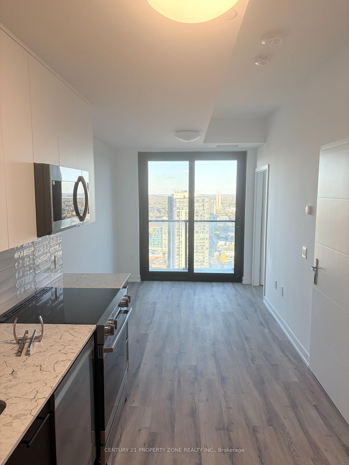 Photo 4 of 30 Francis Street S, Kitchener, City Commercial Core — HOMEH