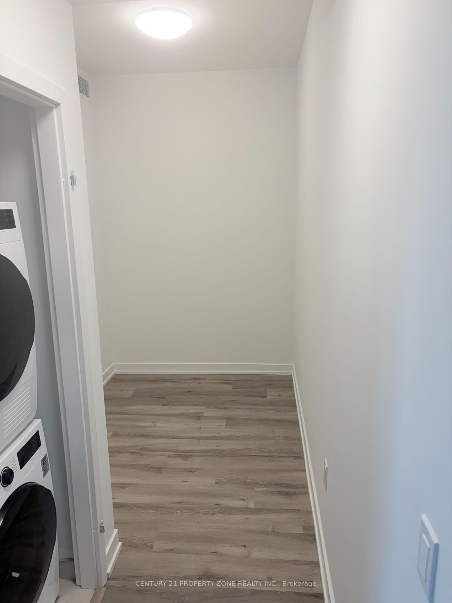 Photo 12 of 30 Francis Street S, Kitchener, City Commercial Core — HOMEH