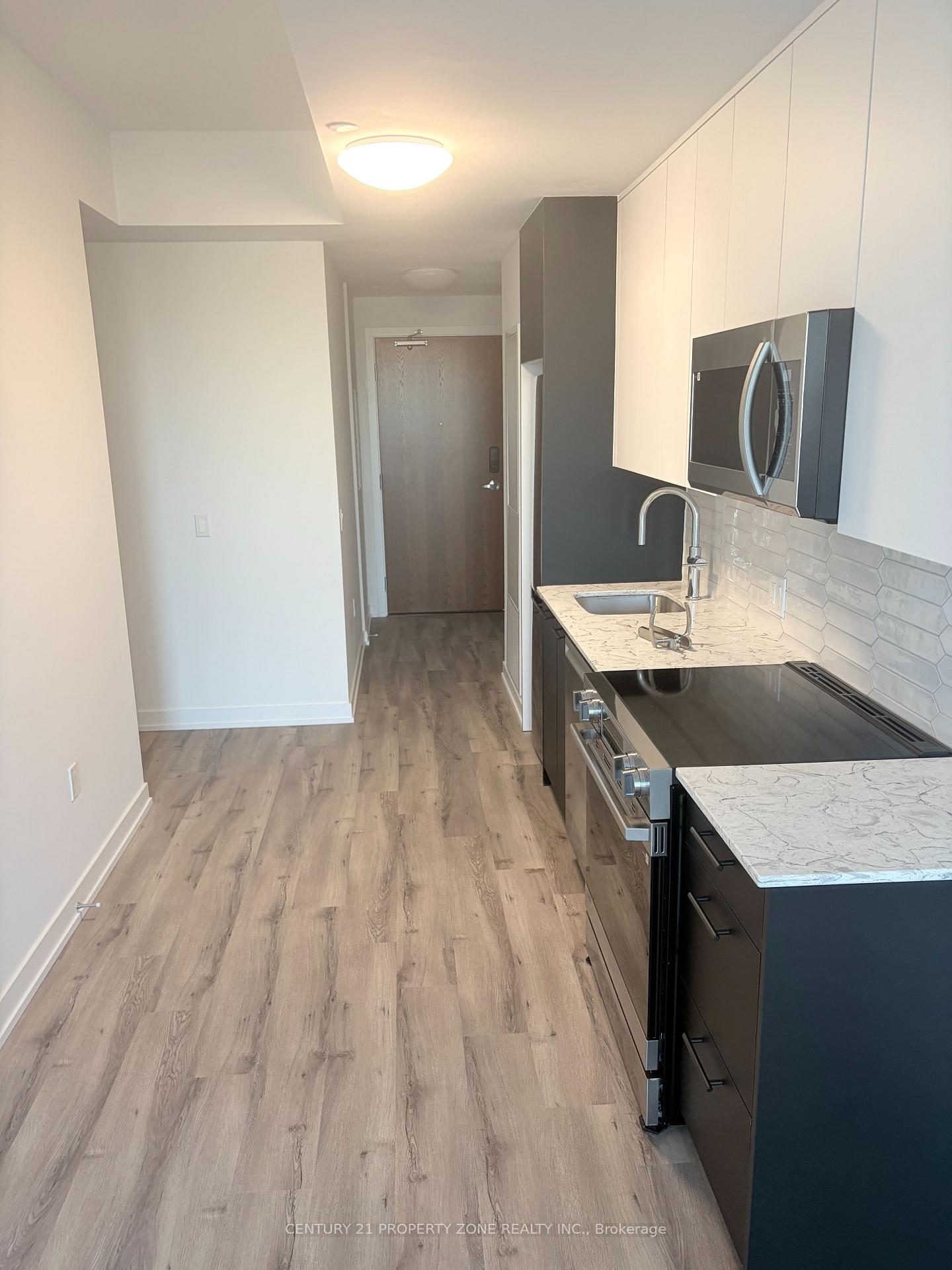 Photo 13 of 30 Francis Street S, Kitchener, City Commercial Core — HOMEH