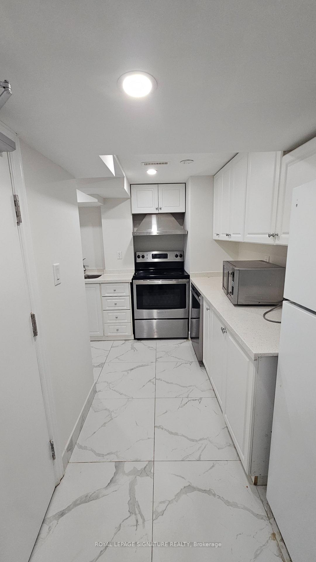 Photo of Unit Lower, 772 Scarborough Golf Club Road