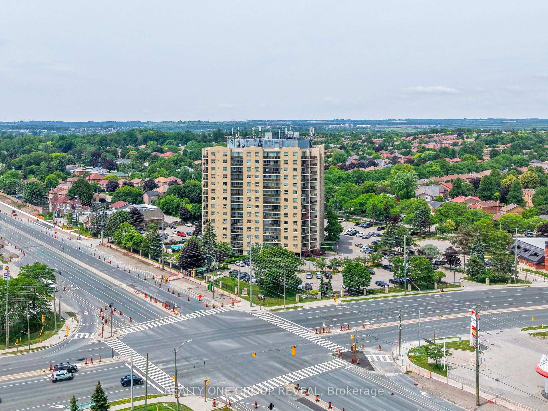Photo 2 of Unit 602, 2 Westney Road N, Ajax, Central West — HOMEH