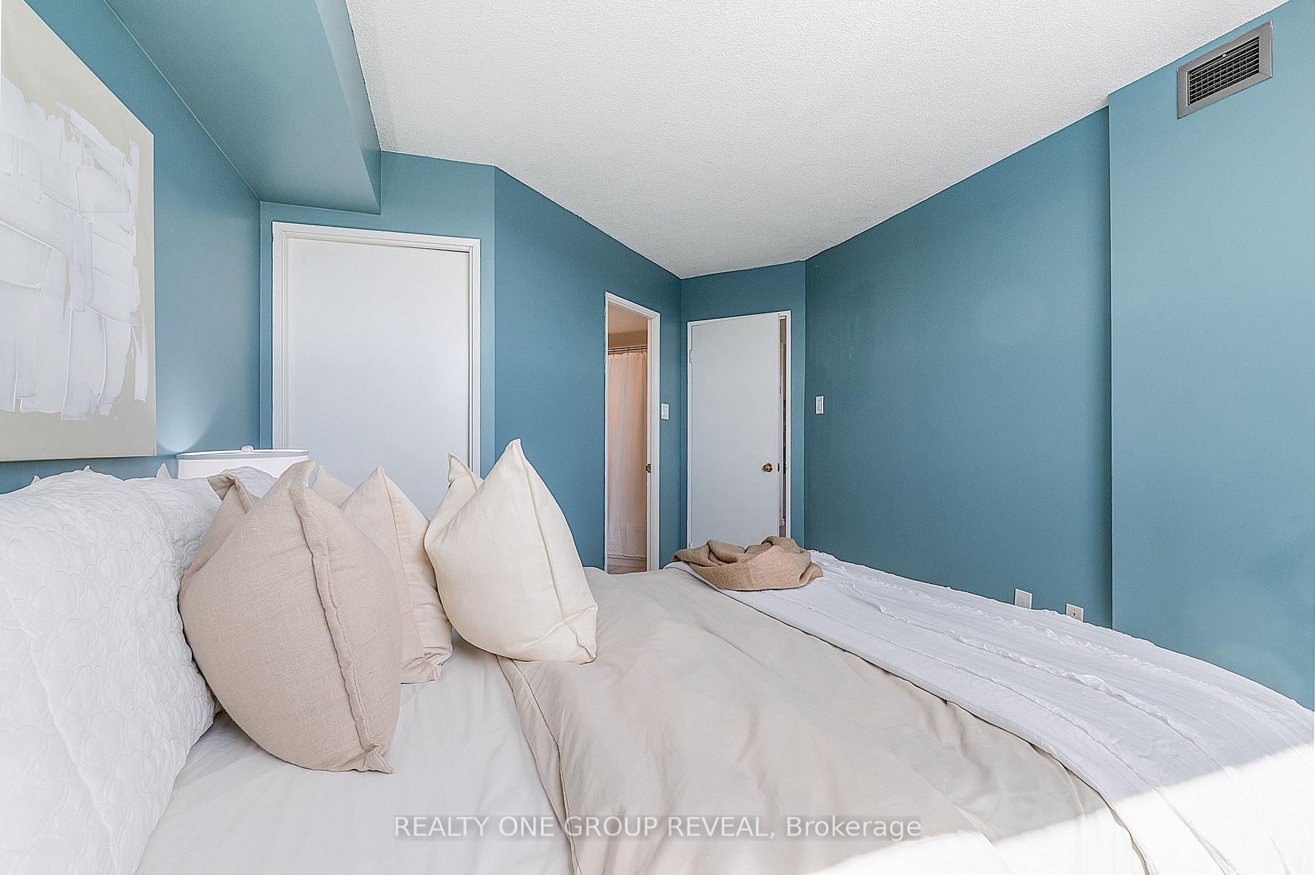 Photo 19 of Unit 602, 2 Westney Road N, Ajax, Central West — HOMEH