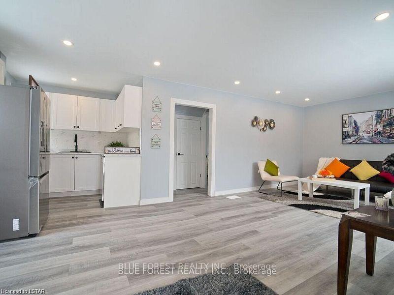 Photo 6 of 97 Delaware Street, London, East M — HOMEH