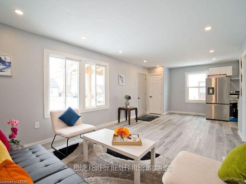 Photo 7 of 97 Delaware Street, London, East M — HOMEH