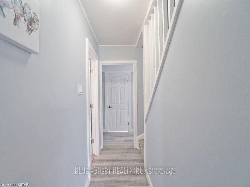 Photo 15 of 97 Delaware Street, London, East M — HOMEH