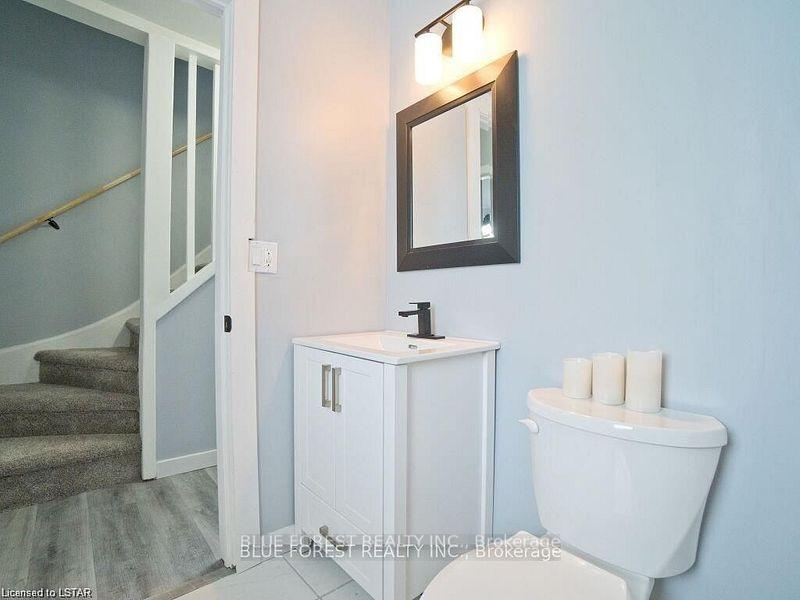Photo 17 of 97 Delaware Street, London, East M — HOMEH