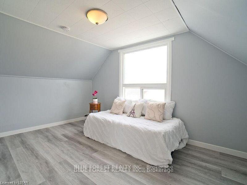 Photo 30 of 97 Delaware Street, London, East M — HOMEH