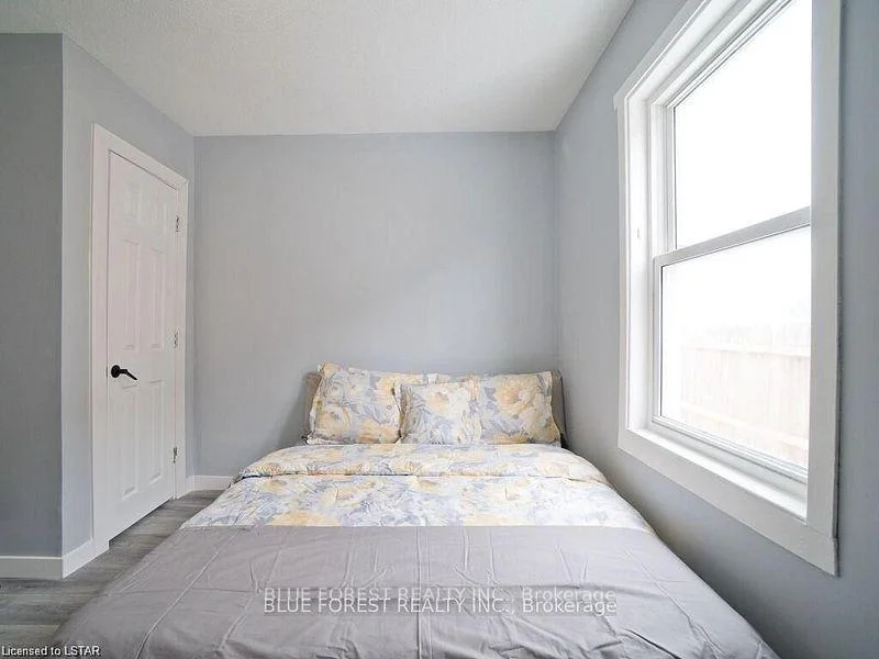 Photo 14 of 97 Delaware Street, London, East M — HOMEH
