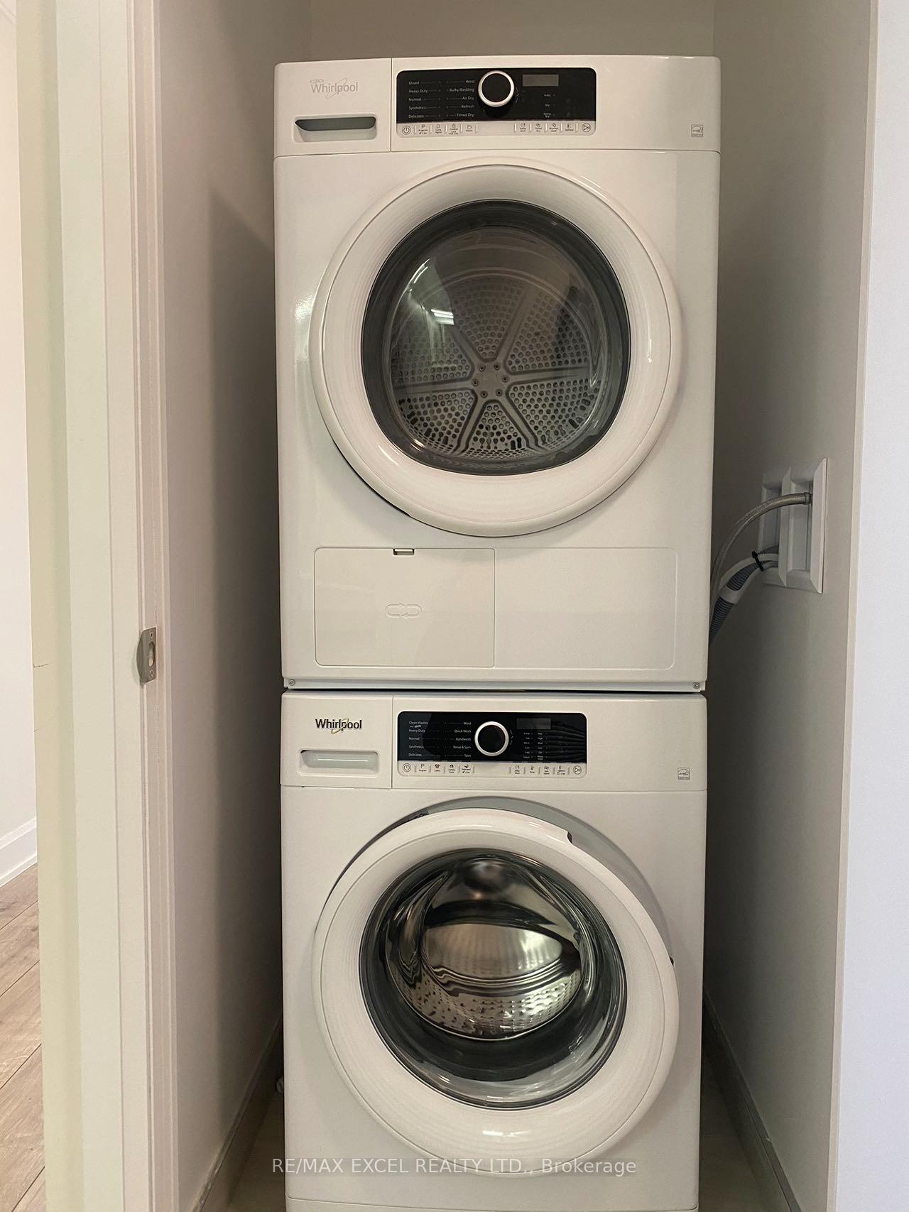 Photo 4 of Unit 2101, 38 Water Walk Drive, Markham, Unionville — HOMEH