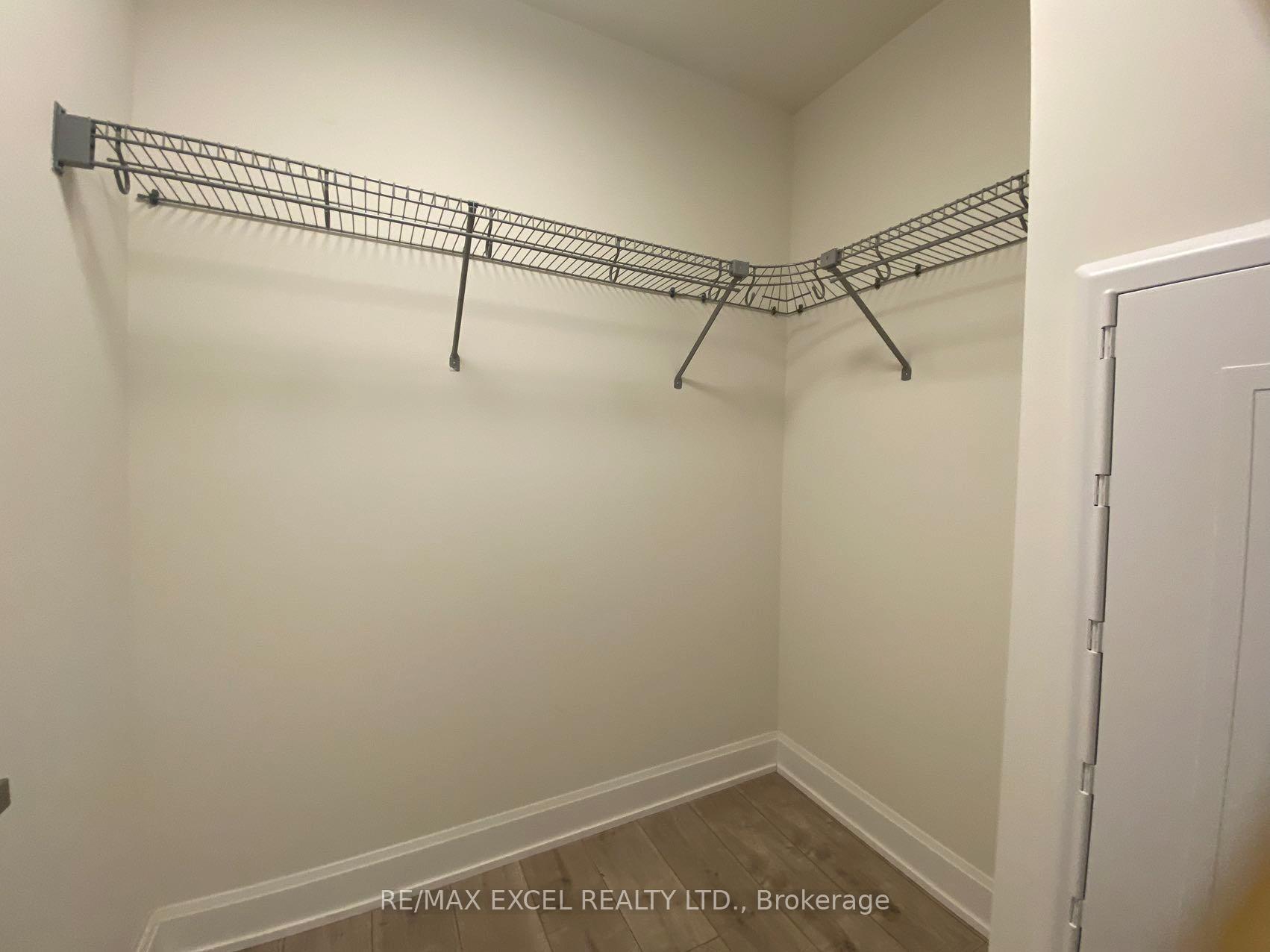 Photo 6 of Unit 2101, 38 Water Walk Drive, Markham, Unionville — HOMEH