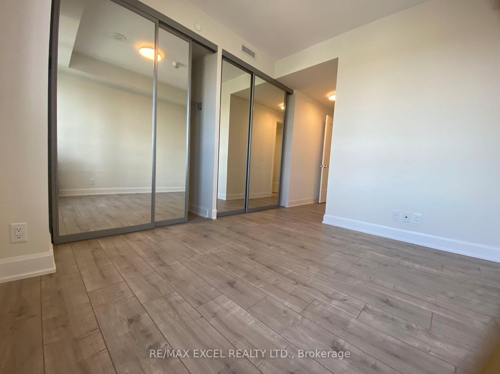 Photo 15 of Unit 2101, 38 Water Walk Drive, Markham, Unionville — HOMEH