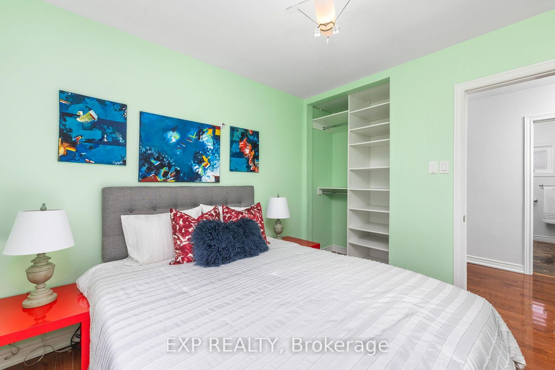 Photo 18 of 5 Tadcaster Place, North York, Banbury-Don Mills — HOMEH