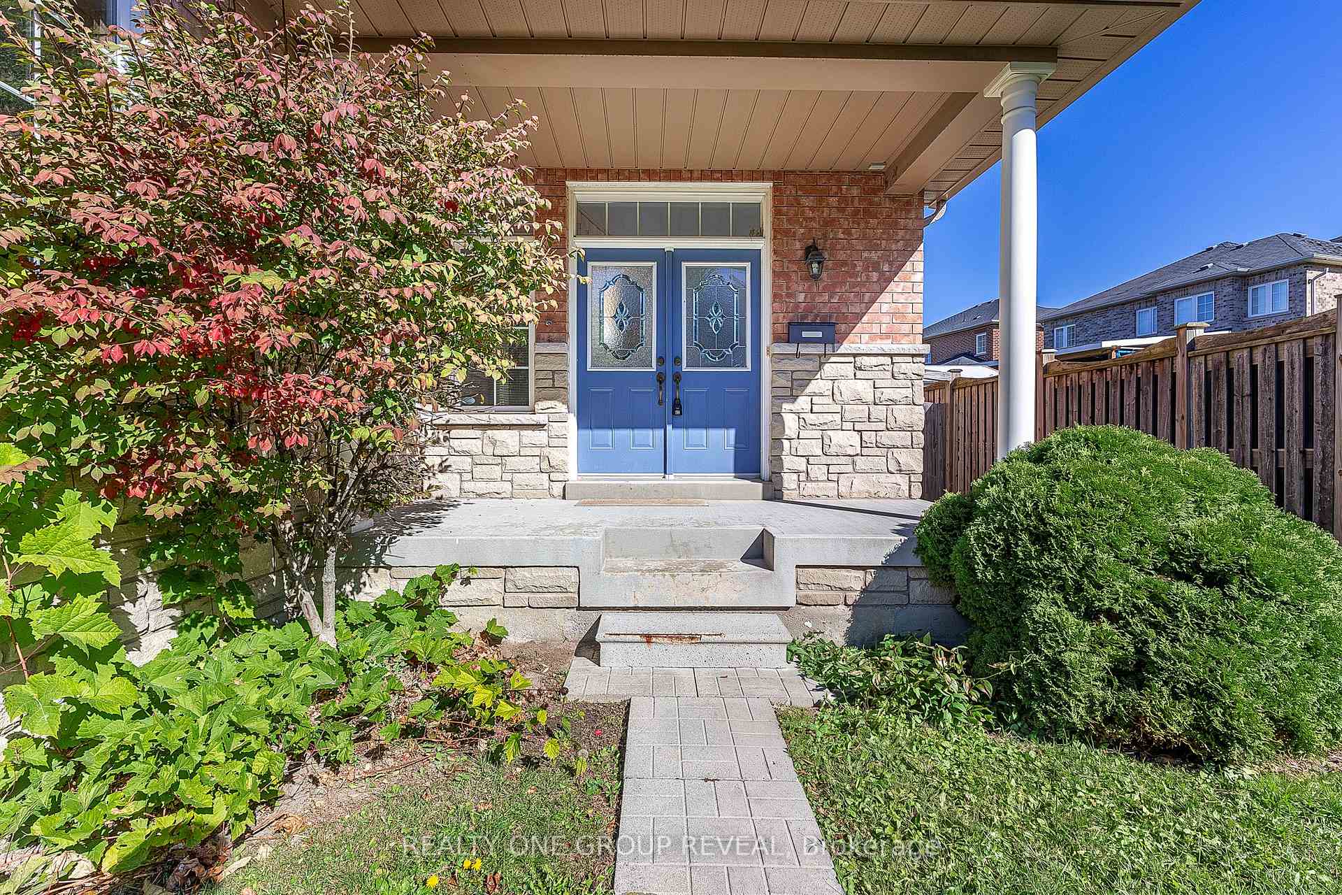 Photo 3 of 997 Copperfield Drive, Oshawa, Eastdale — HOMEH