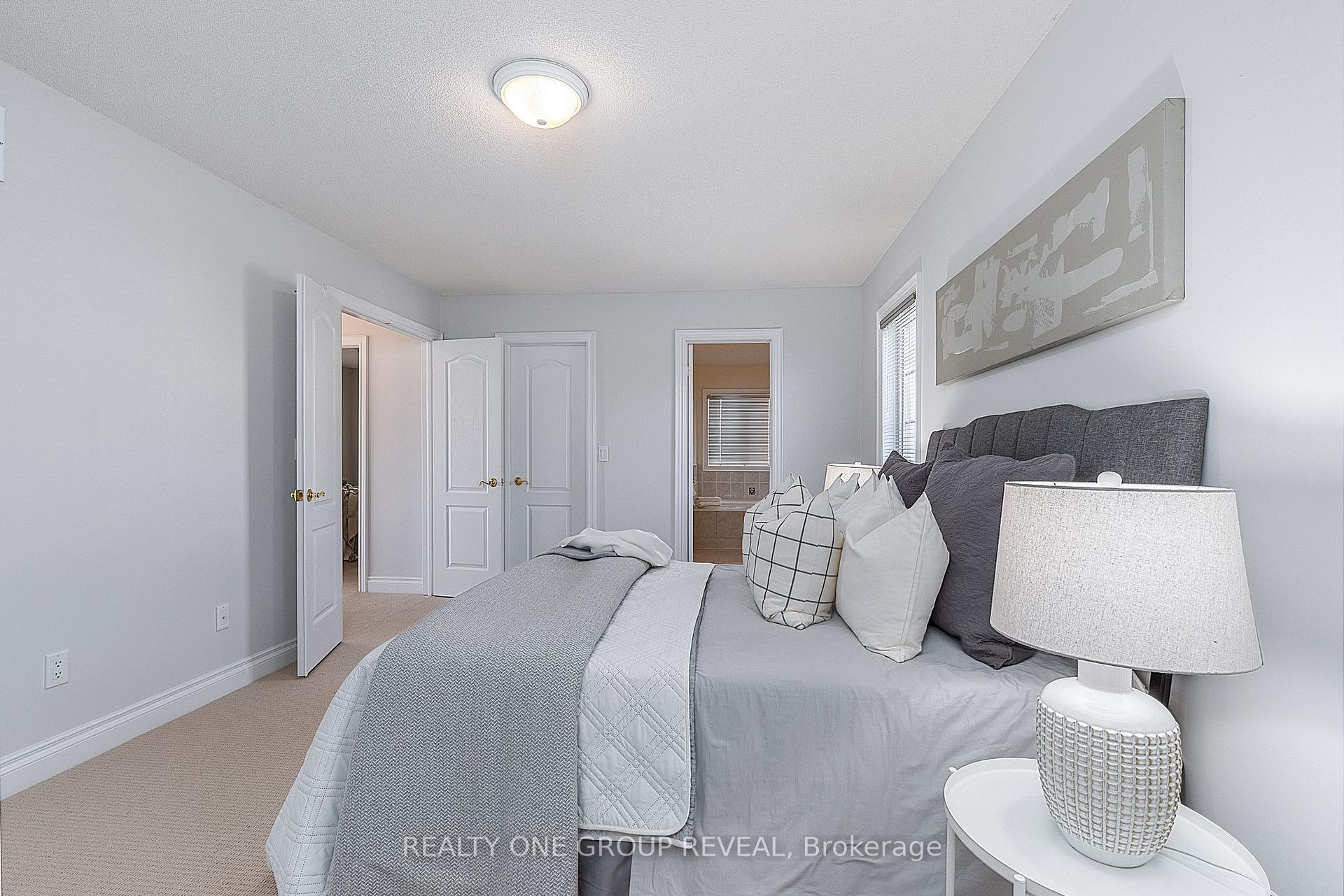 Photo 9 of 997 Copperfield Drive, Oshawa, Eastdale — HOMEH