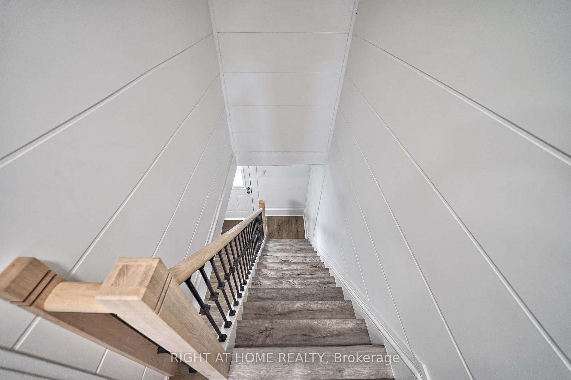 Photo 7 of 15 Asher Street, Welland, Welland Downtown — HOMEH