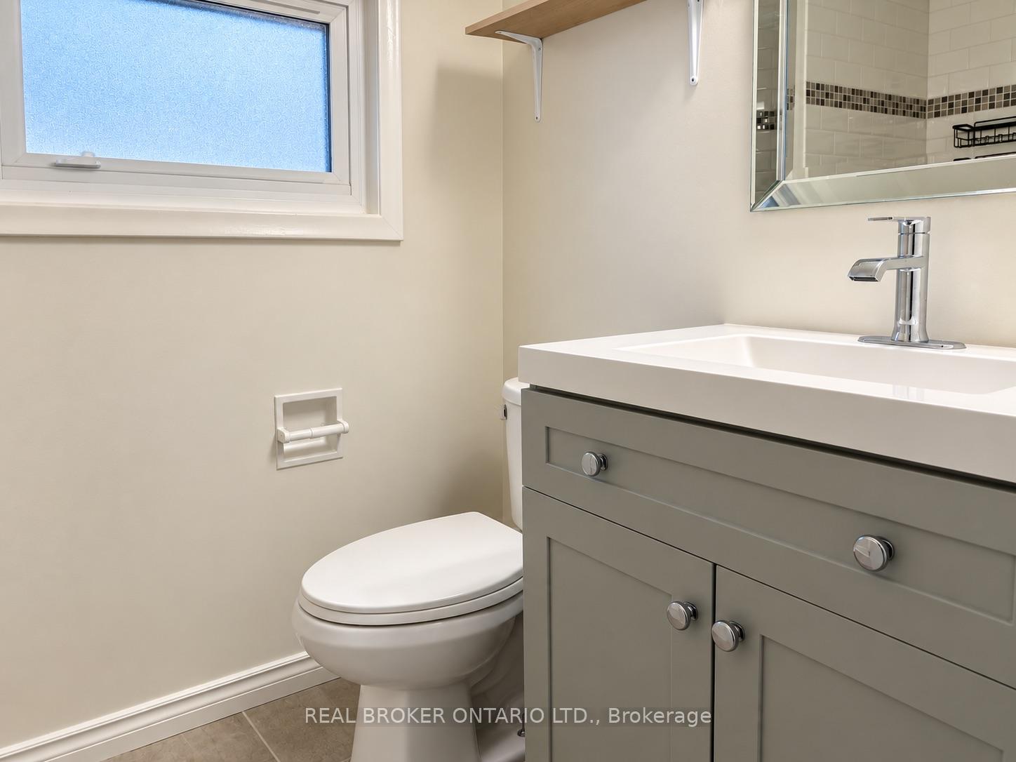 Photo 8 of 49 Thompson Avenue, Thorold, Thorold Downtown — HOMEH
