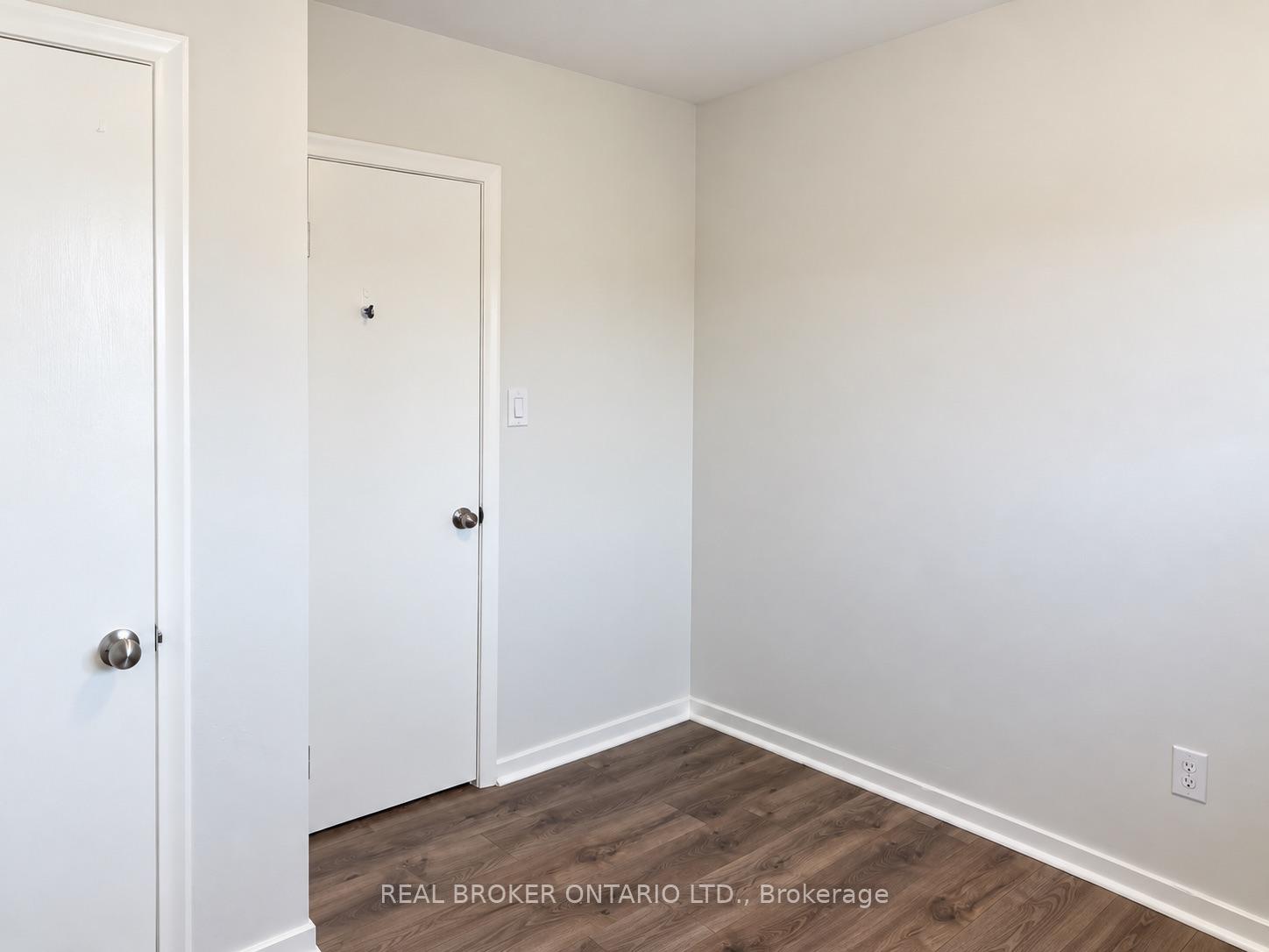 Photo 15 of 49 Thompson Avenue, Thorold, Thorold Downtown — HOMEH