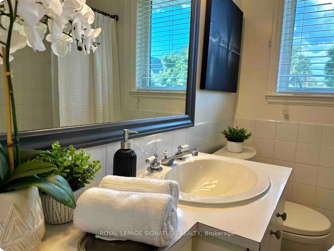 Photo 19 of Unit Main, 441 Seaton Drive, Oakville, West — HOMEH