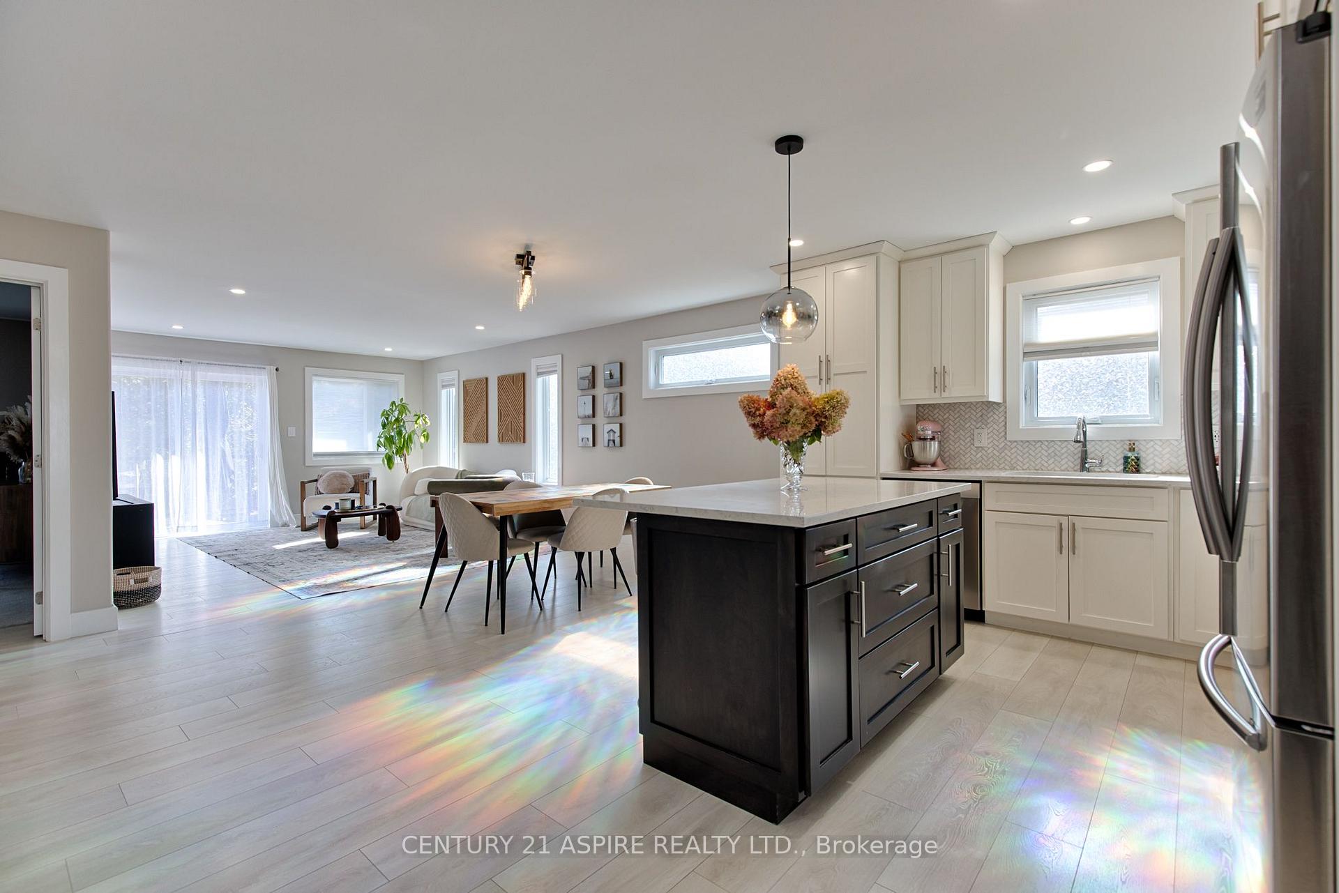 Photo 5 of 59 Noble Crescent, Petawawa, Petawawa — HOMEH