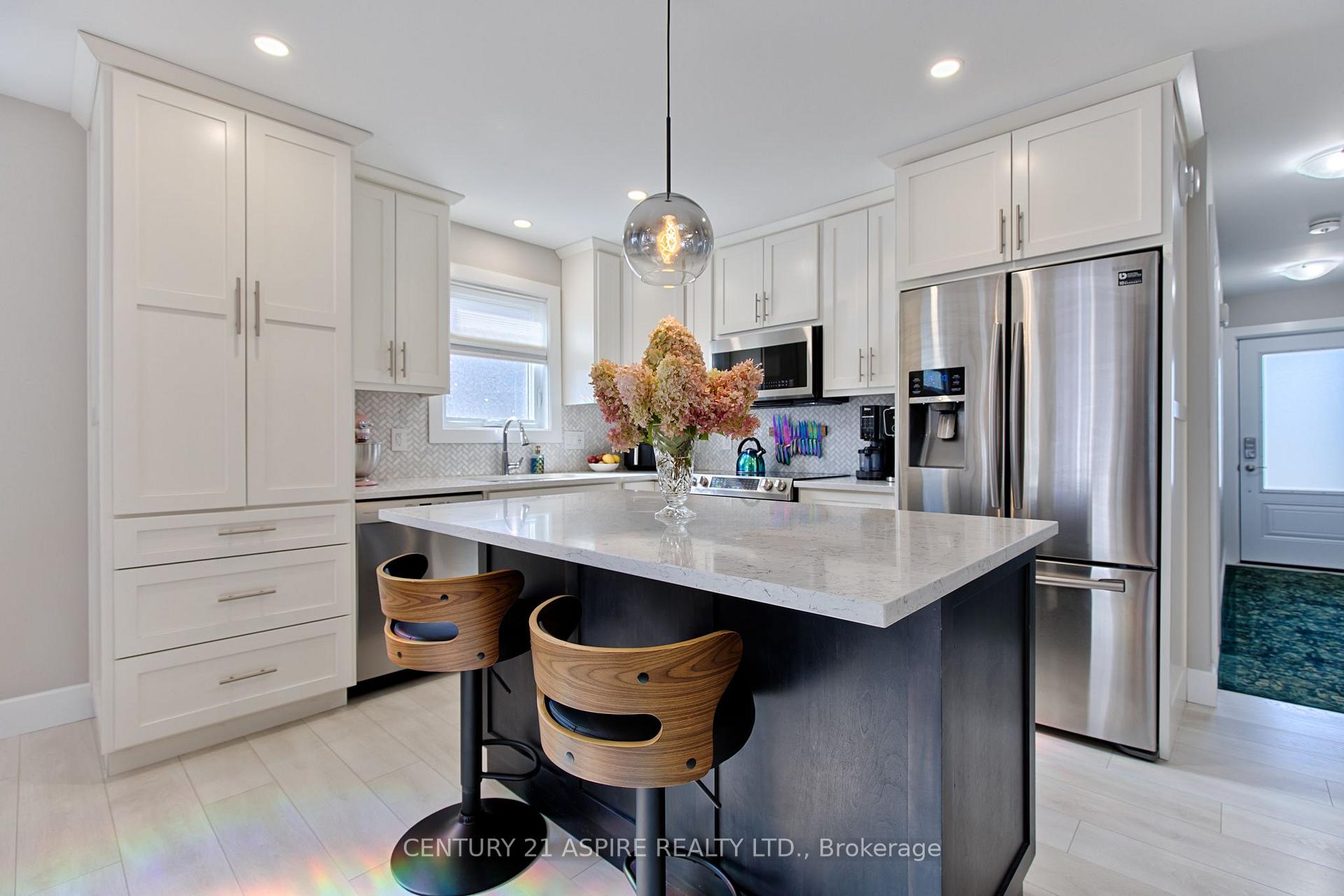 Photo 6 of 59 Noble Crescent, Petawawa, Petawawa — HOMEH