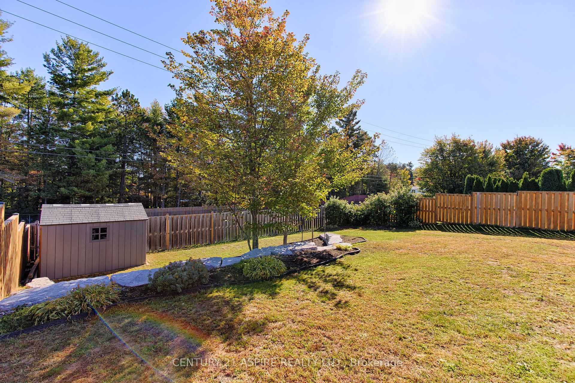 Photo 47 of 59 Noble Crescent, Petawawa, Petawawa — HOMEH